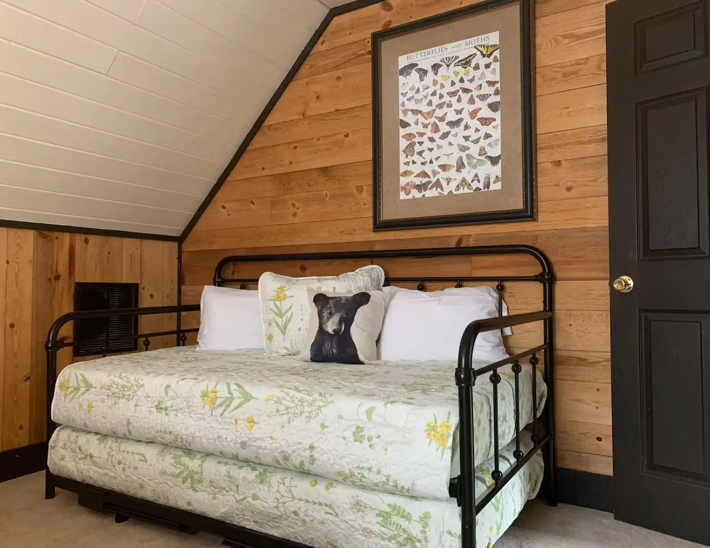 Cozy & Spacious Retreat, Sleeps 8・Hot Tub・Scenic