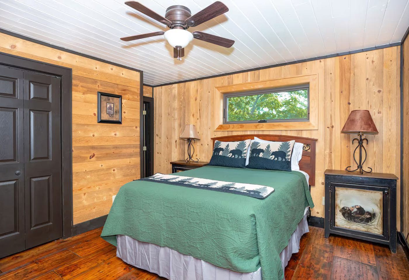 Cozy & Spacious Retreat, Sleeps 8・Hot Tub・Scenic