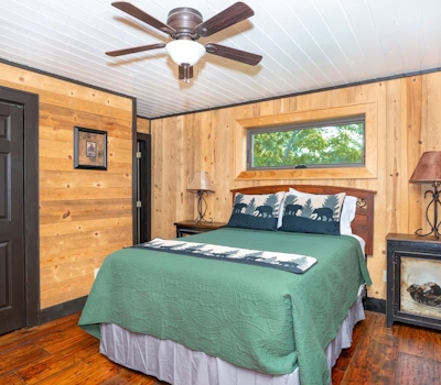 Cozy & Spacious Retreat, Sleeps 8・Hot Tub・Scenic