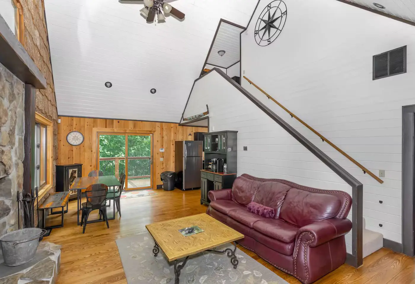 Cozy & Spacious Retreat, Sleeps 8・Hot Tub・Scenic