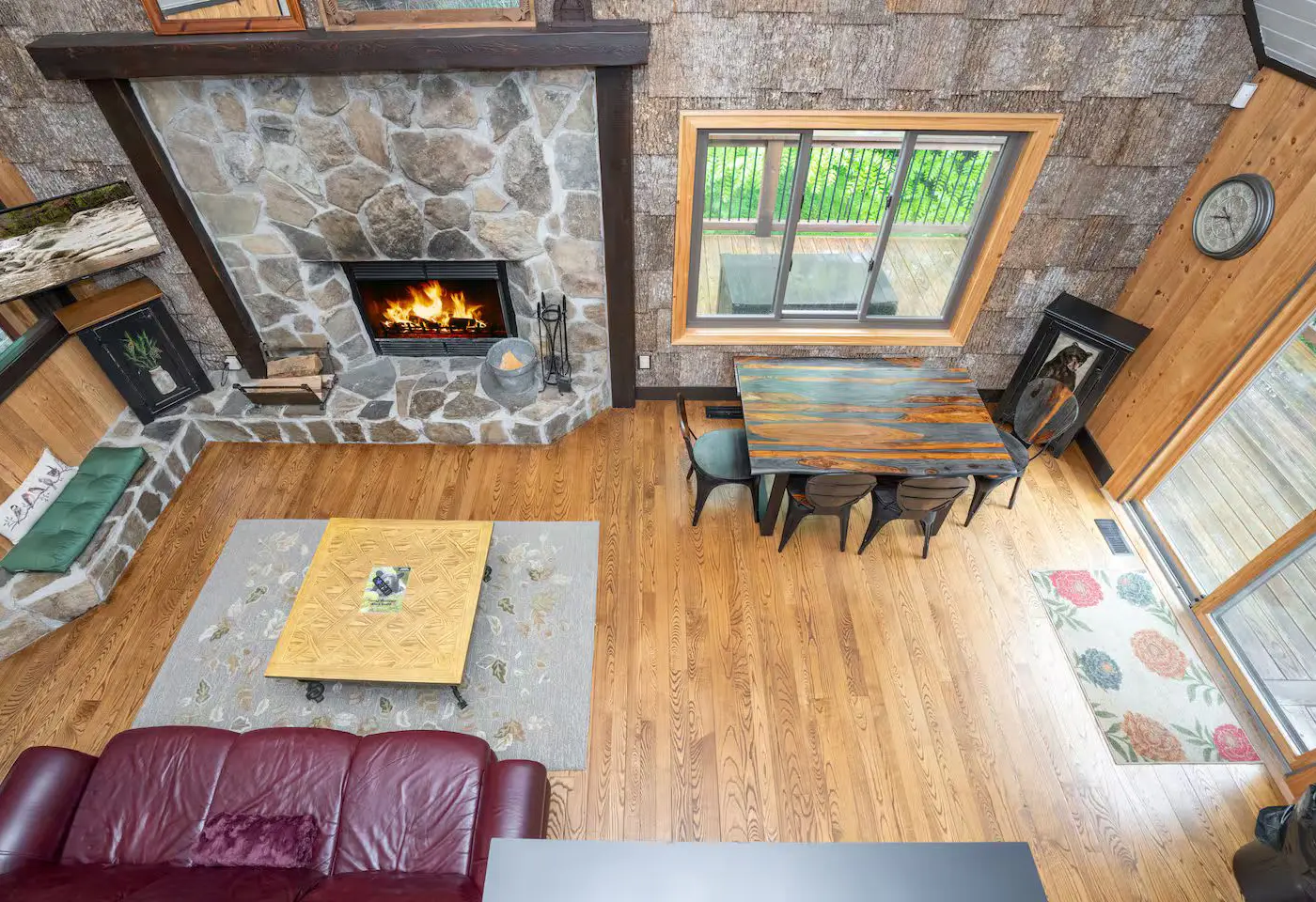 Cozy & Spacious Retreat, Sleeps 8・Hot Tub・Scenic