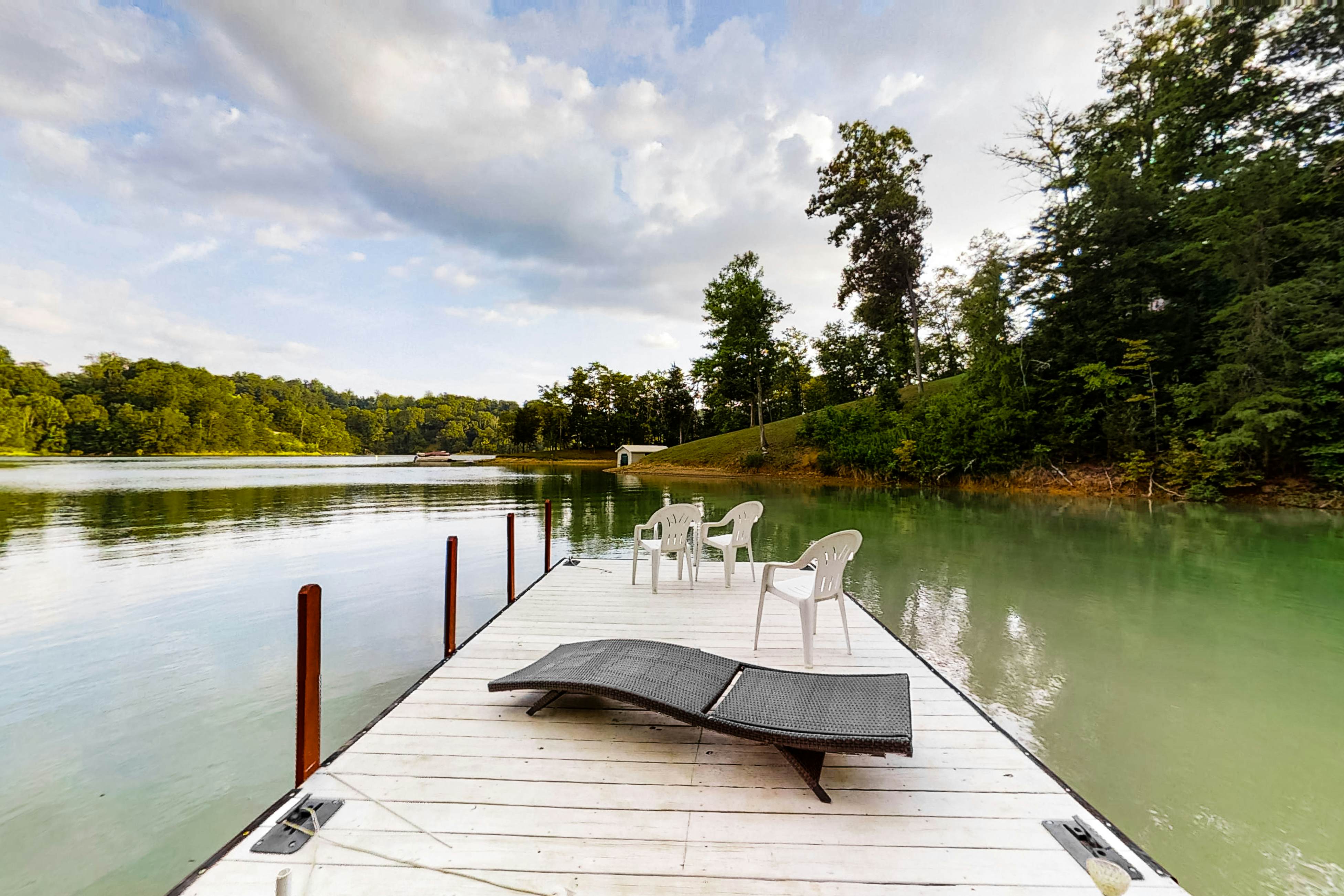 Lakefront Home, Sleeps 12 W Private Dock・Grill