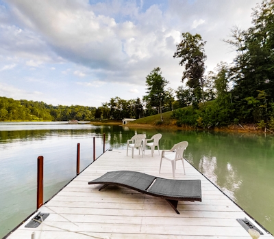 Lakefront Home, Sleeps 12 W Private Dock・Grill