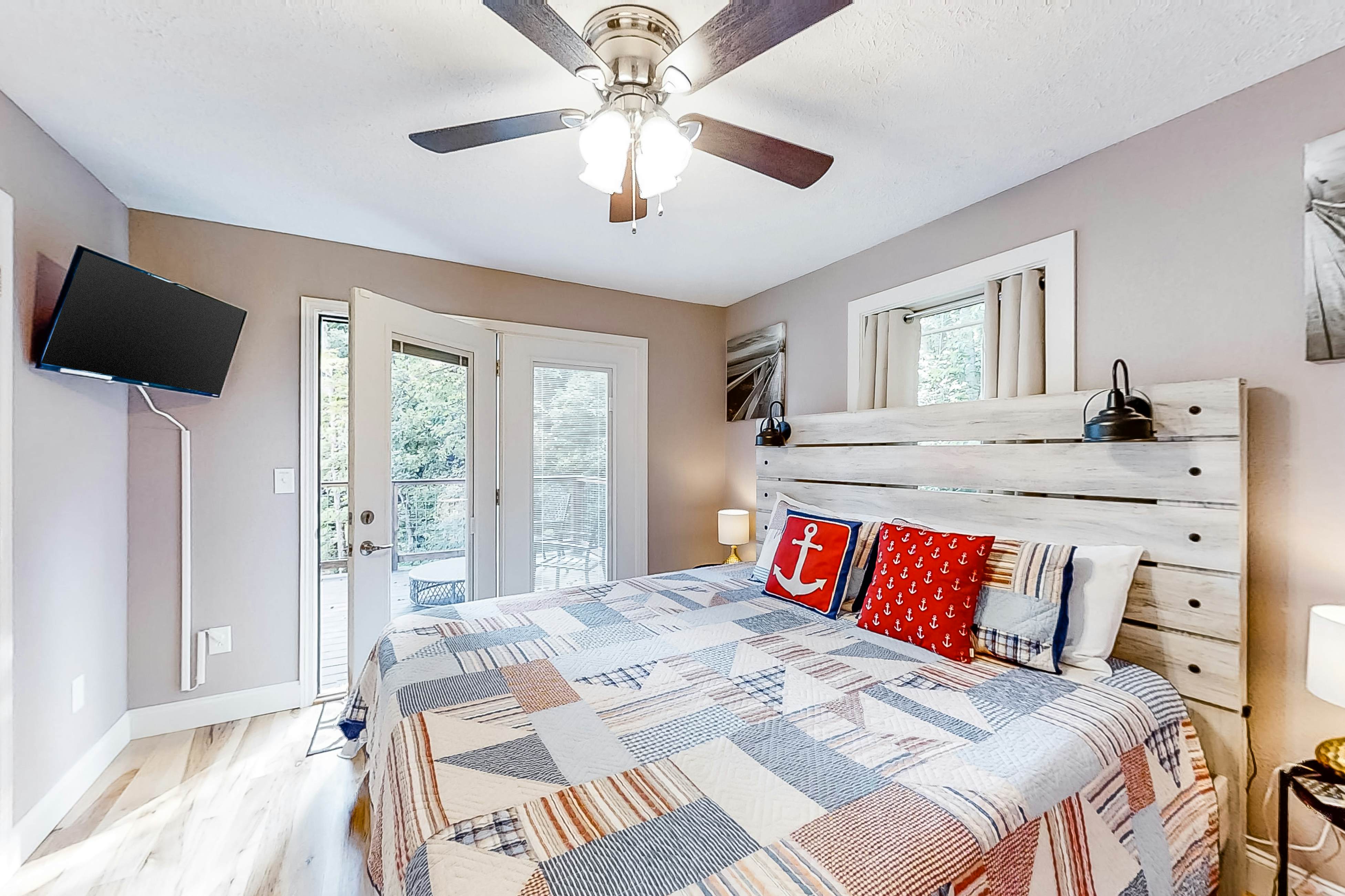 Lakefront Home, Sleeps 12 W Private Dock・Grill