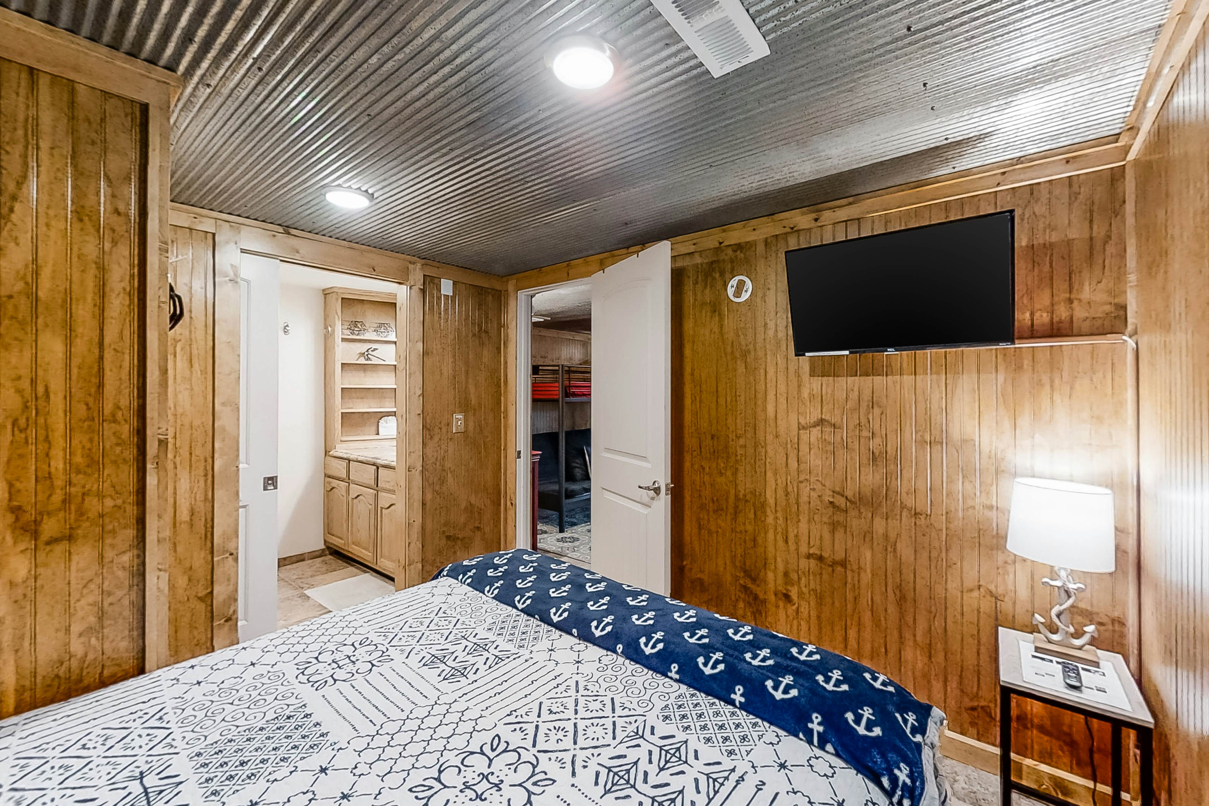 Lakefront Home, Sleeps 12 W Private Dock・Grill