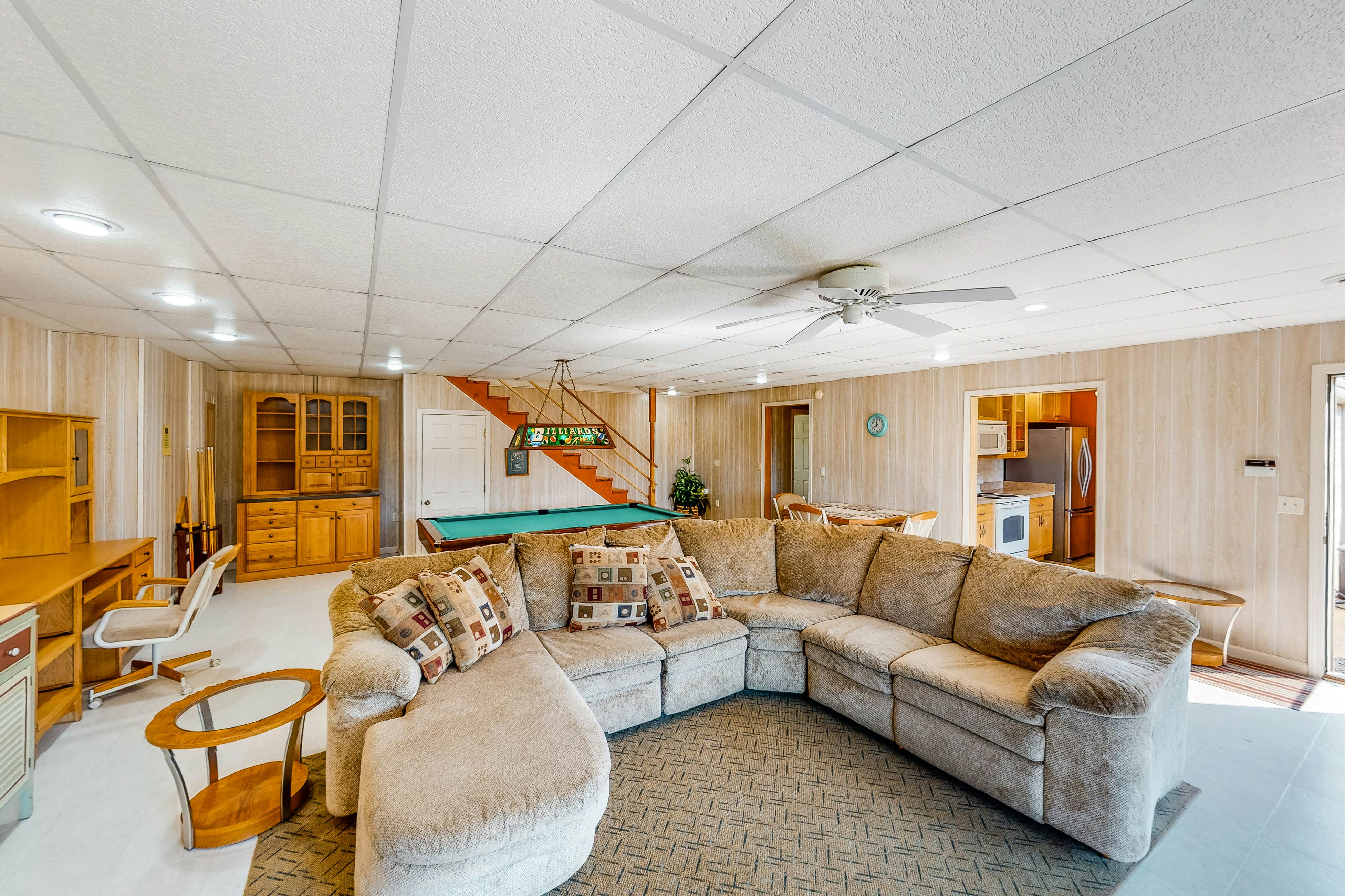 Lakefront Cabin, Sleeps 6 ・Deck・Hot Tub・Pool Table