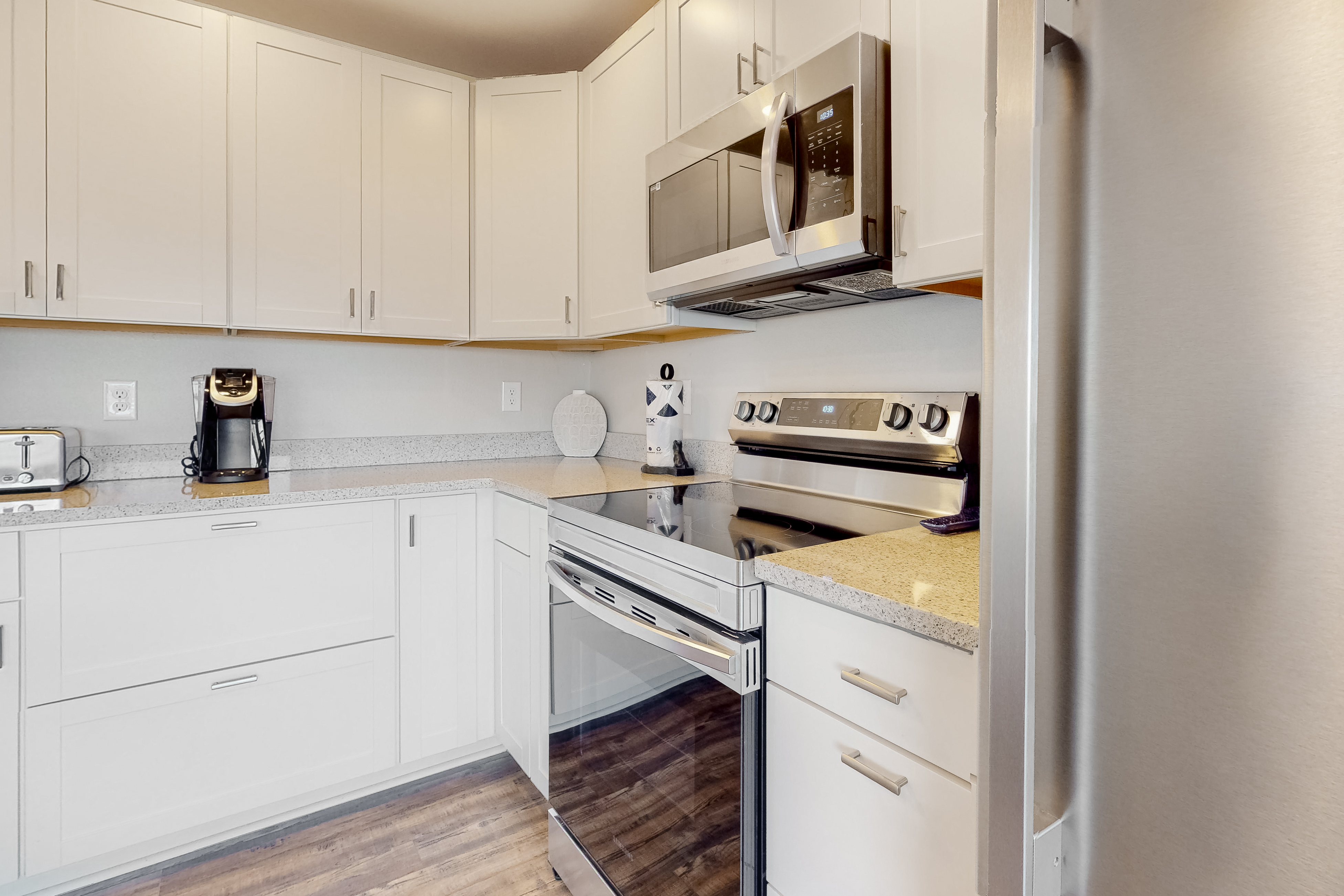 Newly Renovated Home W Private Dock・Deck・Lake View