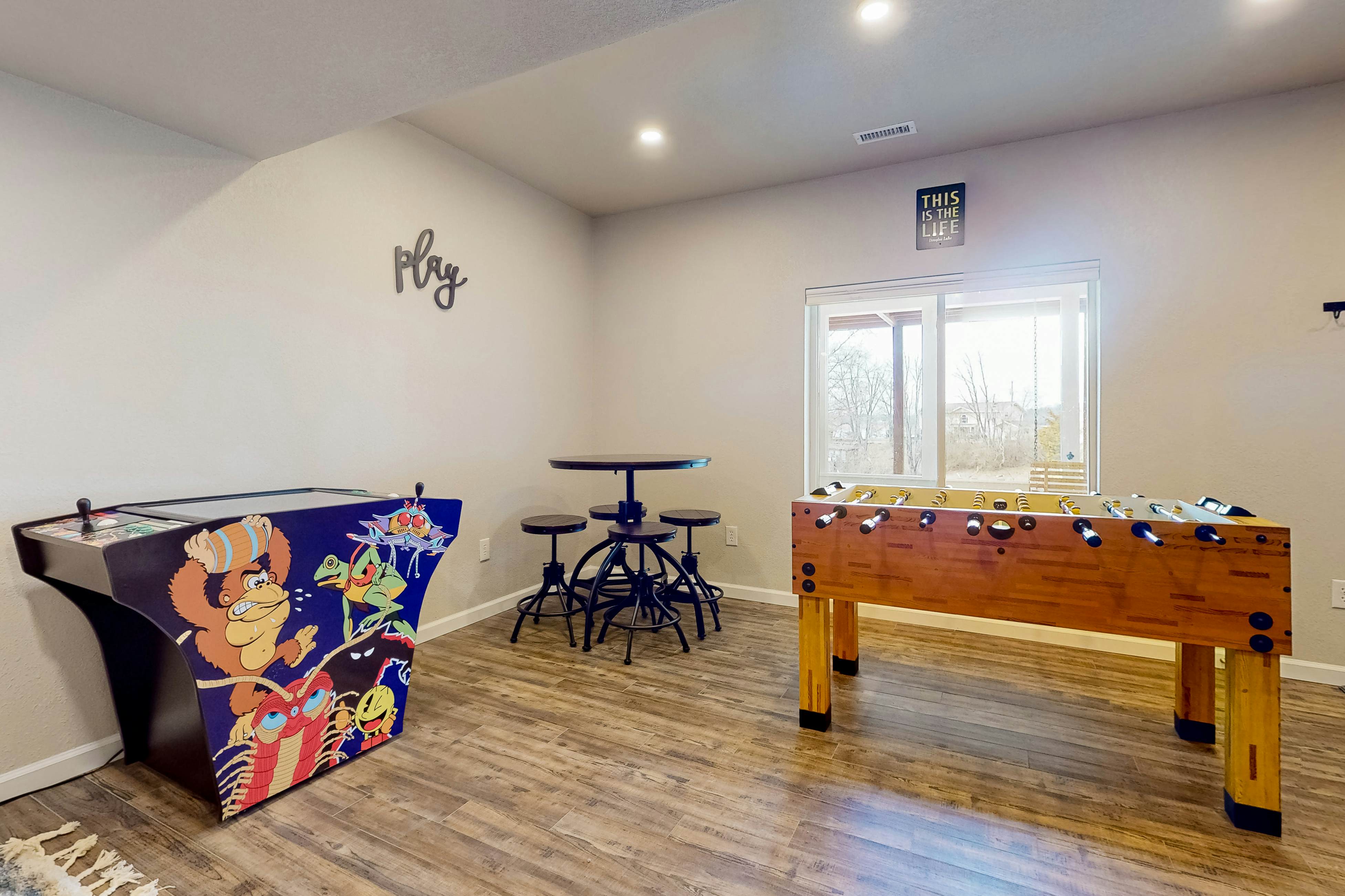 Newly Renovated Home W Private Dock・Deck・Lake View