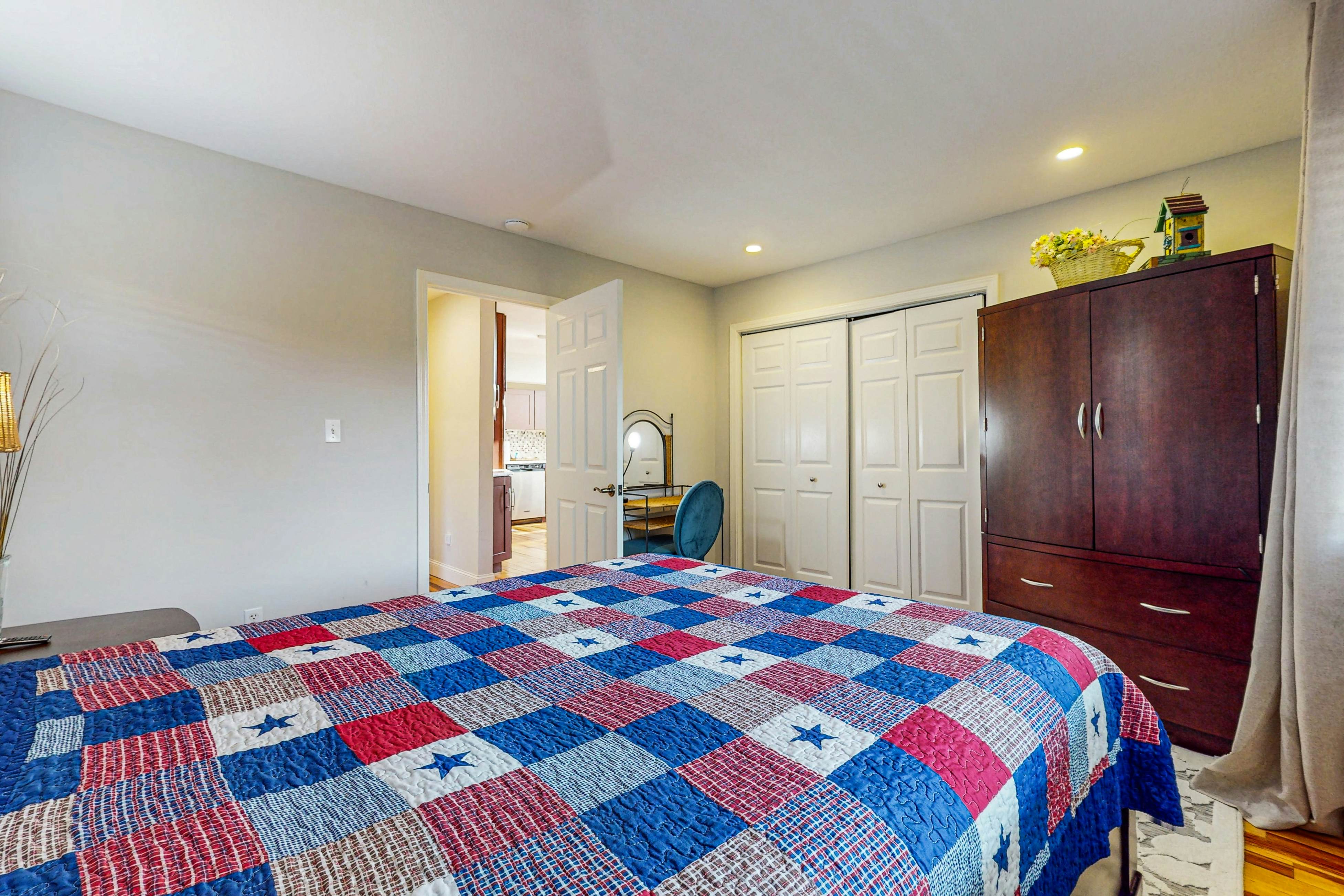 Luxury Lakefront Home・Hot Tub・Dock・Ping-Pong・Deck