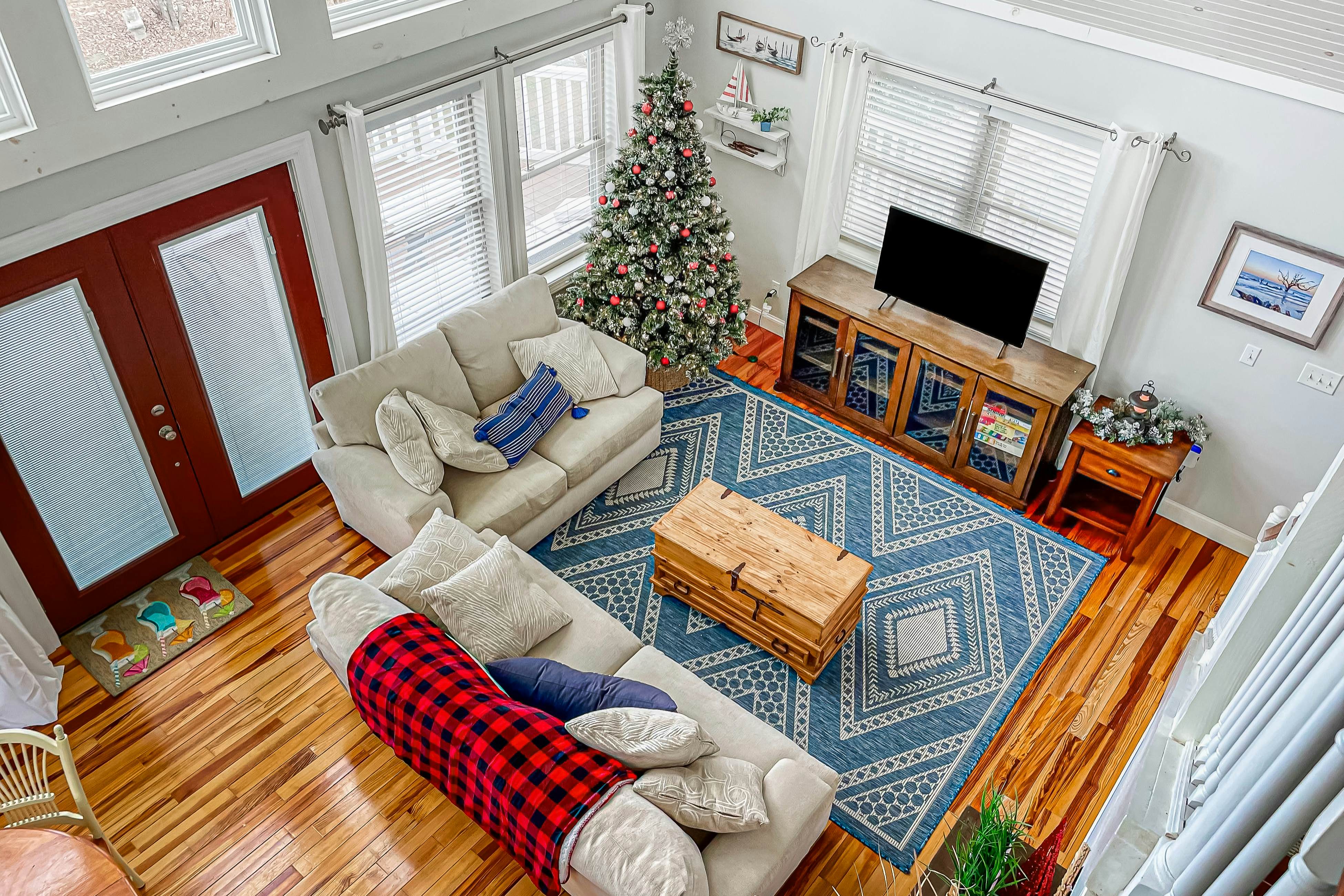 Luxury Lakefront Home・Hot Tub・Dock・Ping-Pong・Deck