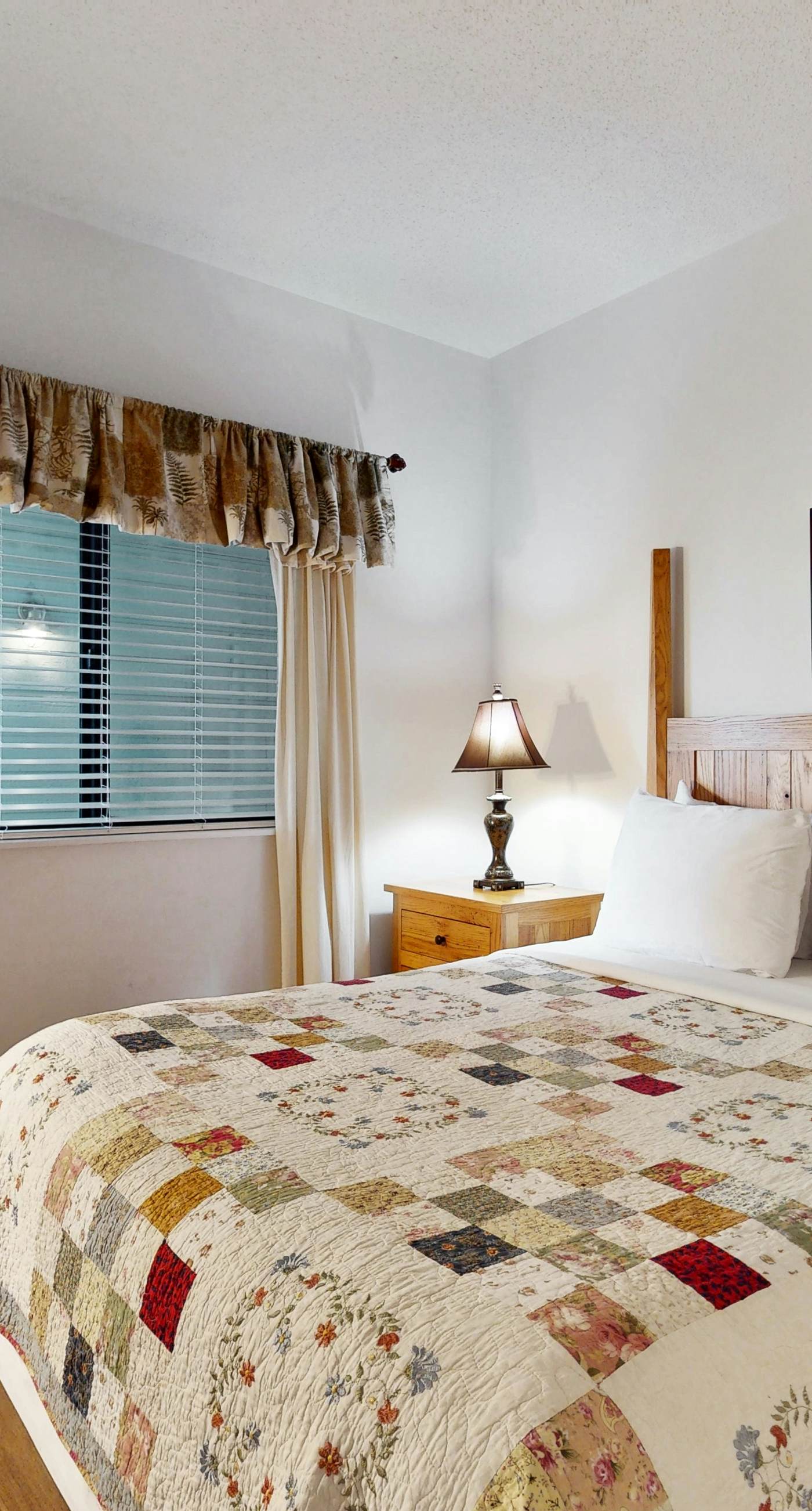 Smoky Mountain Escape, Sleeps 6・Balcony・Pool