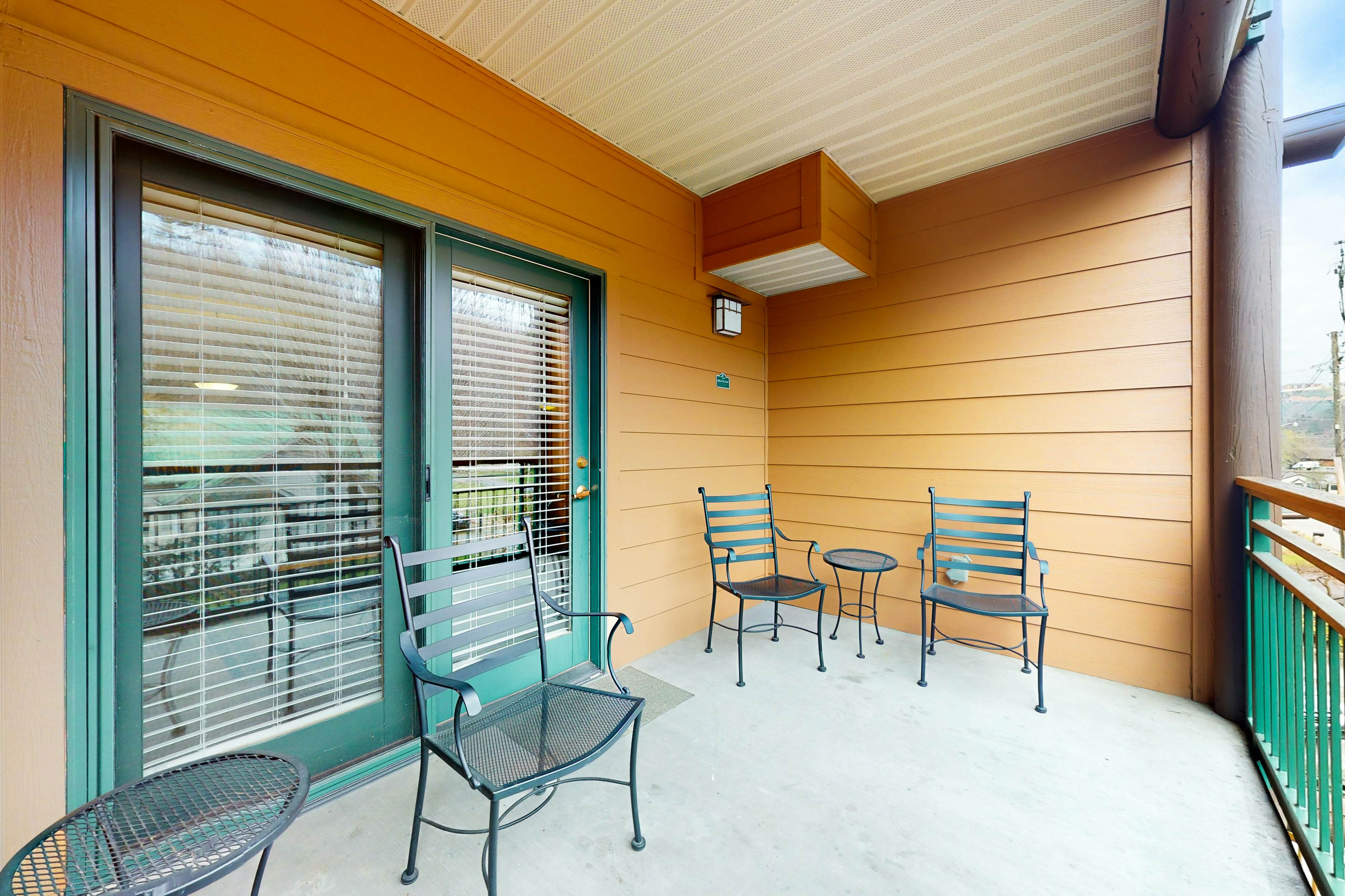 Lovely Condo W Fireplace, Sleeps 6・Gym・Hot Tub