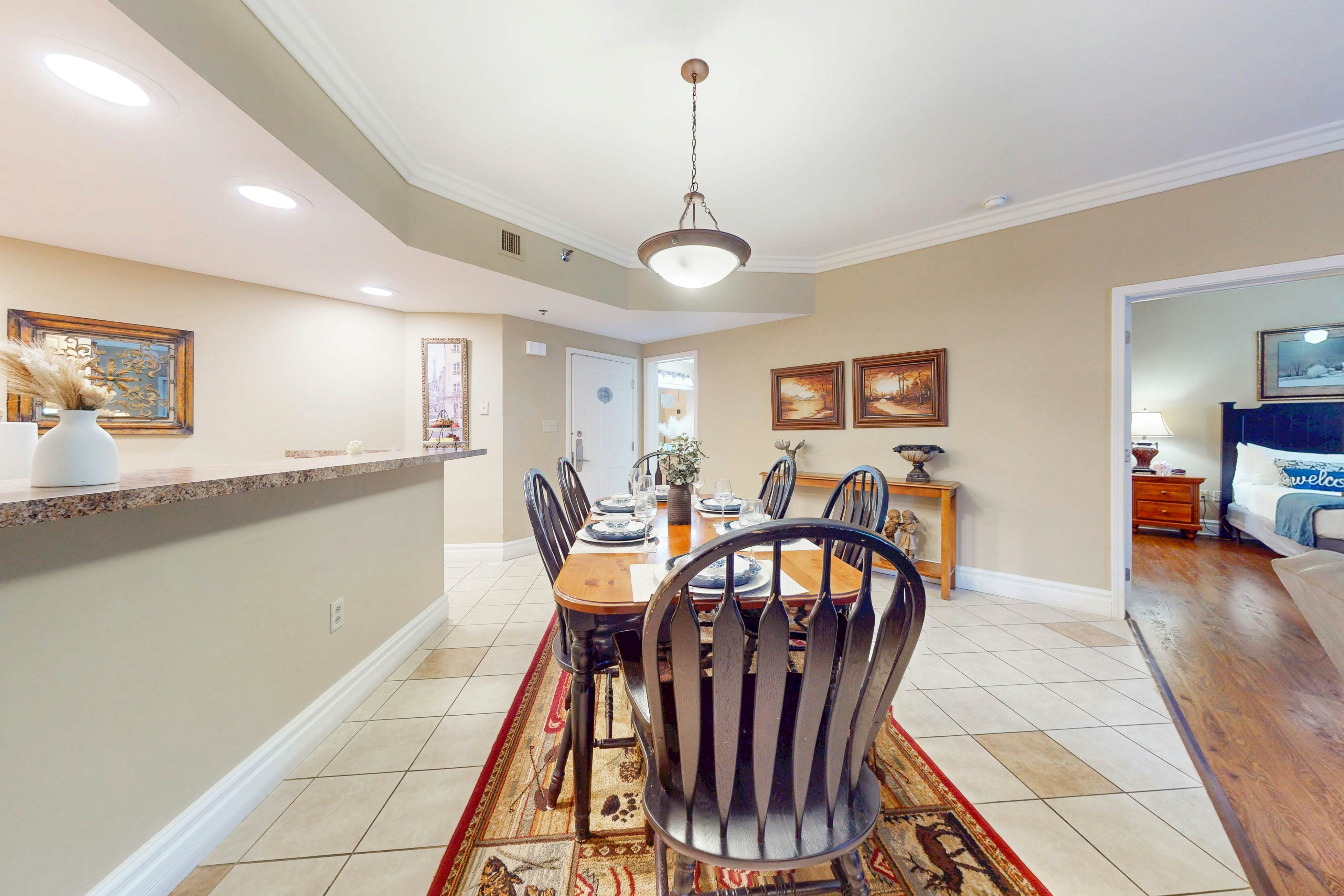 Beautiful Condo, Sleeps 6・Near Downtown・Jetted Tub