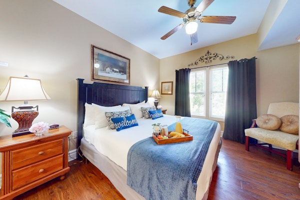 Beautiful Condo, Sleeps 6・Near Downtown・Jetted Tub