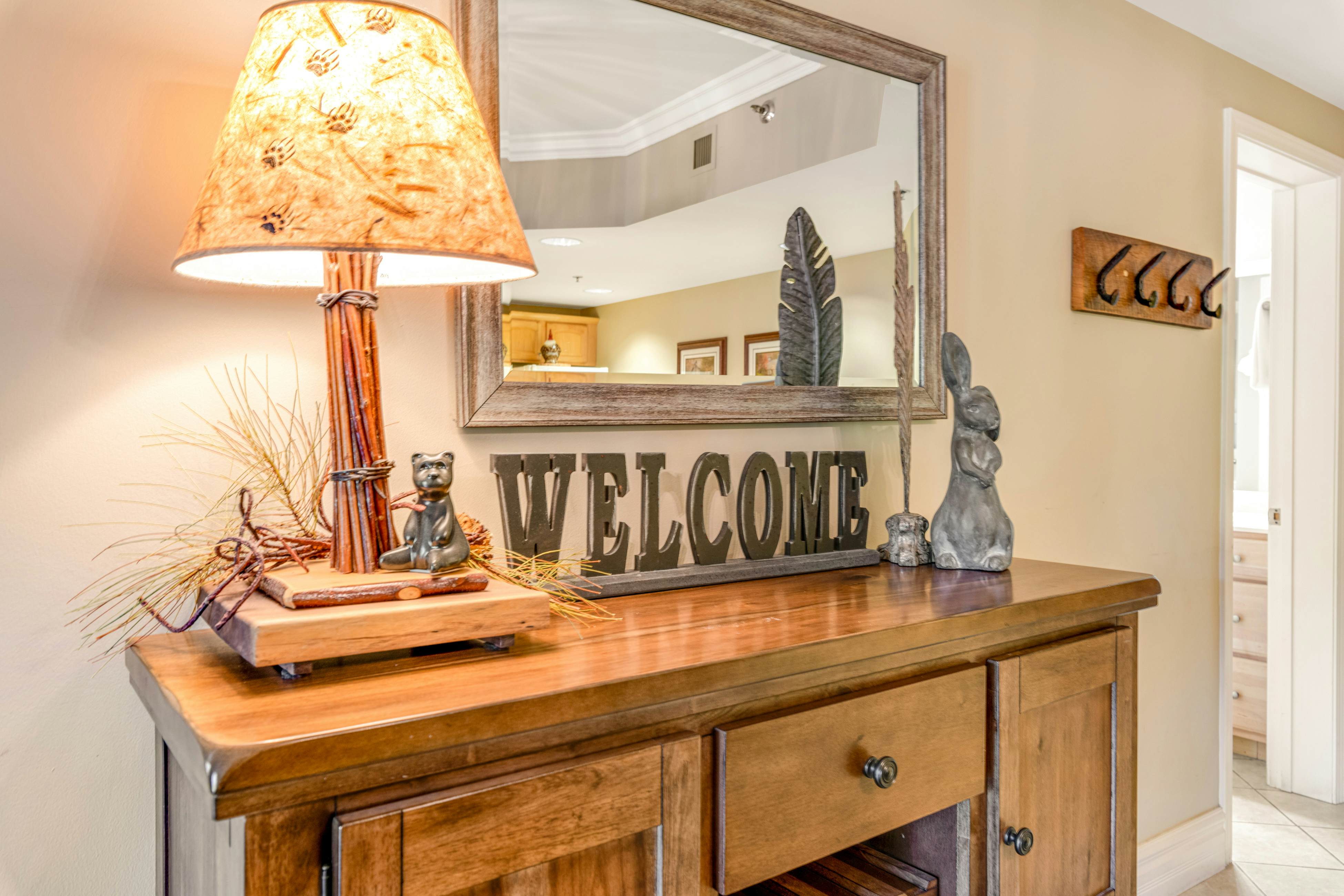 Gorgeous Condo, Sleeps 6・Jetted Tub・Near Downtown