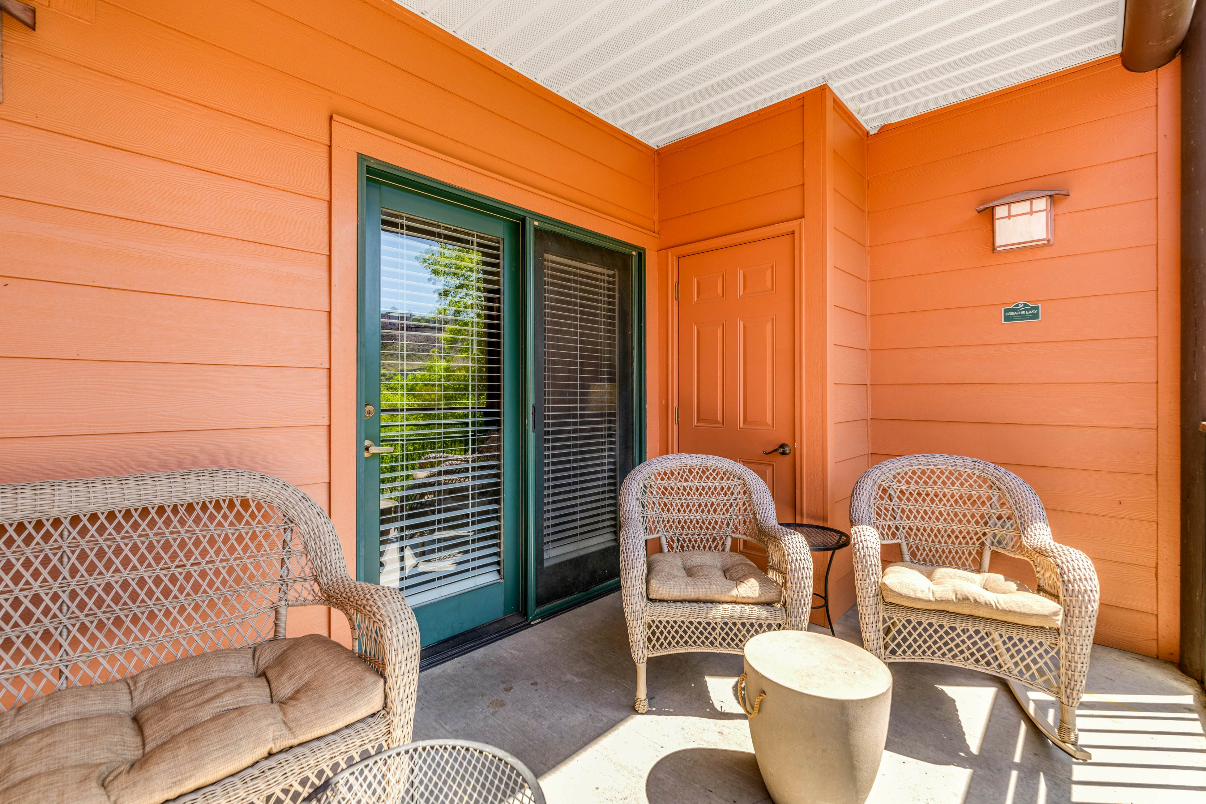 Gorgeous Condo, Sleeps 6・Jetted Tub・Near Downtown