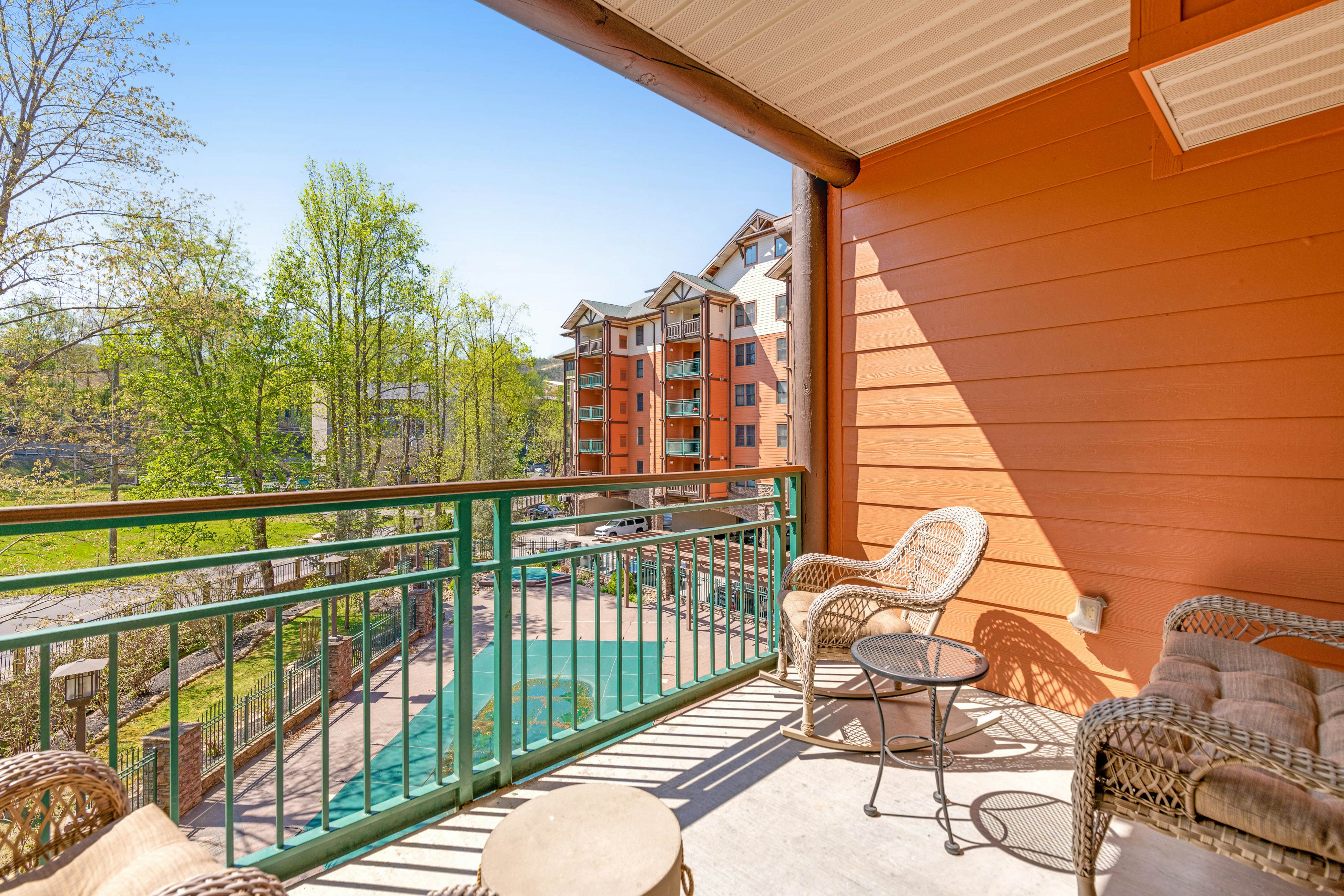 Gorgeous Condo, Sleeps 6・Jetted Tub・Near Downtown