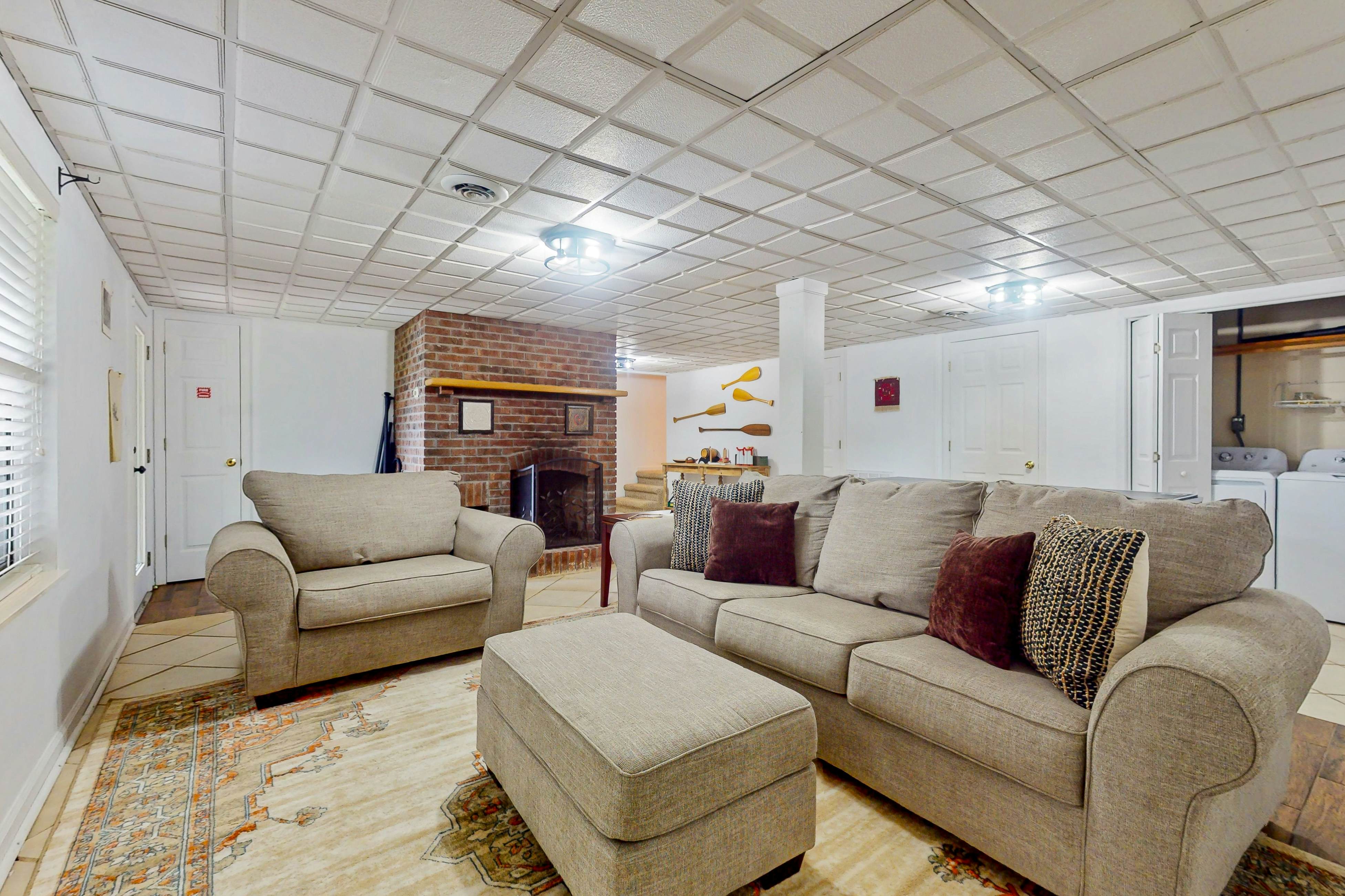 Lakefront Cabin W Private Dock・Hot Tub・Cigar room