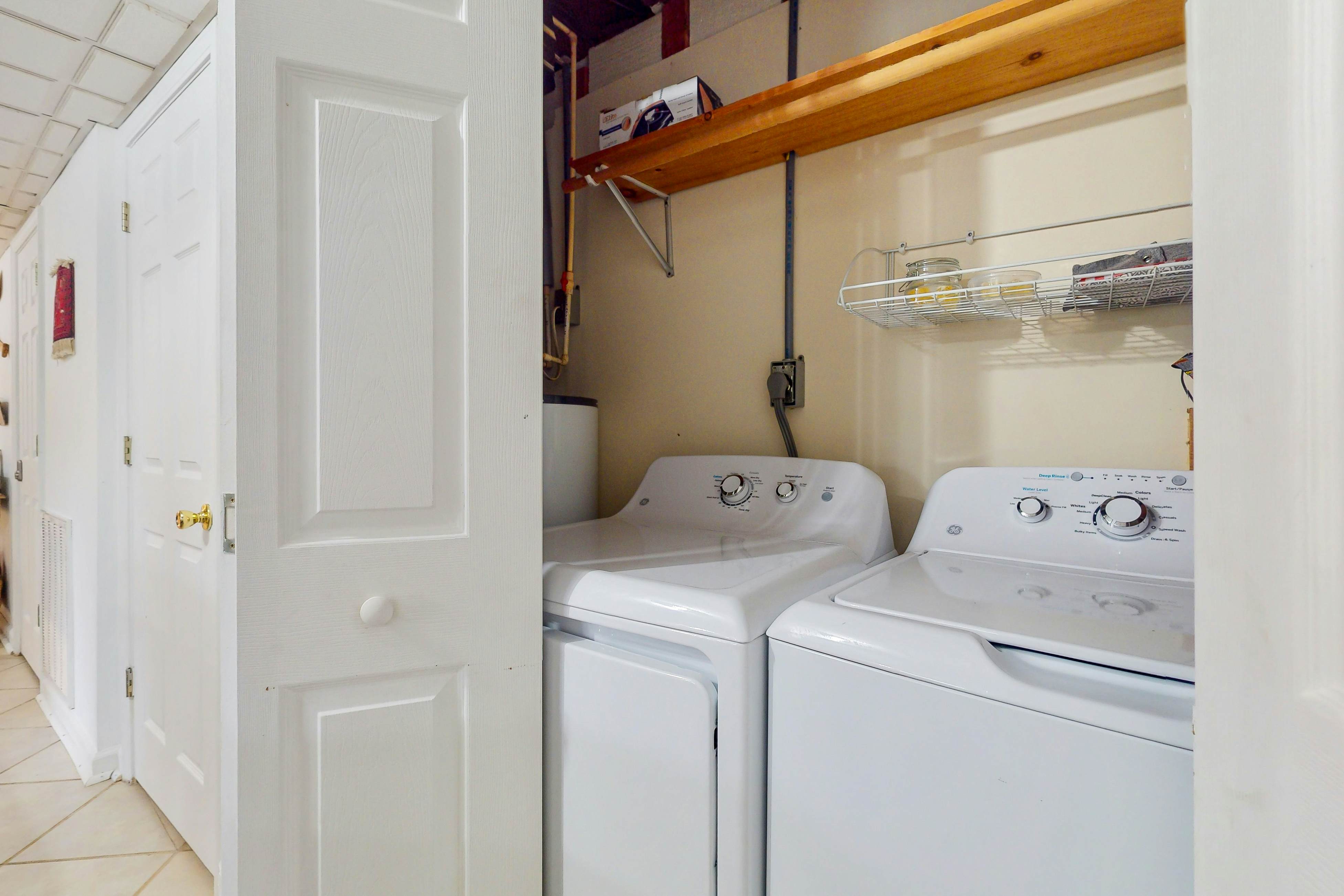 Lakefront Cabin W Private Dock・Hot Tub・Cigar room