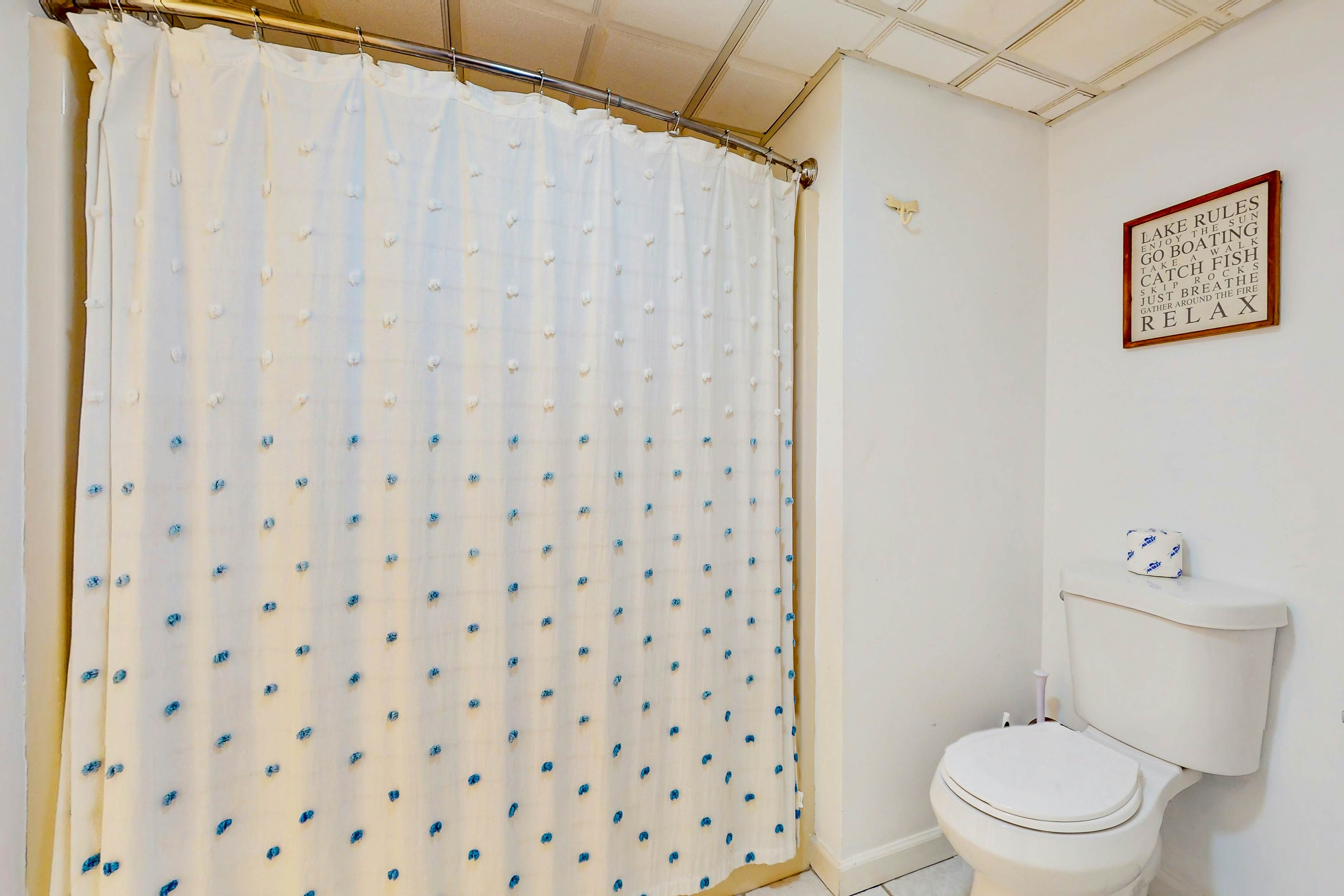 Lakefront Cabin W Private Dock・Hot Tub・Cigar room