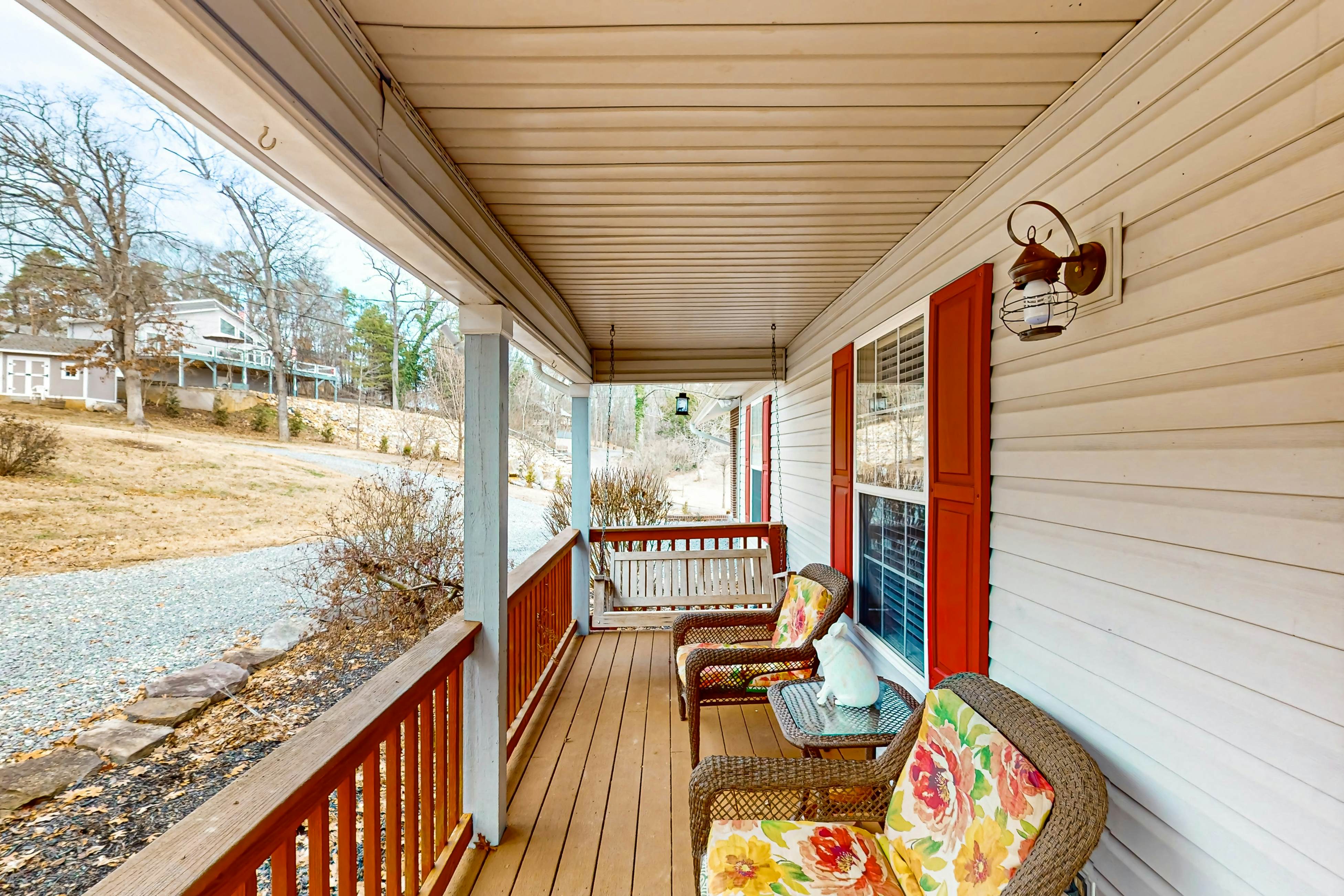 Serene Lakefront Home・Dock・Game room・Fire Pit