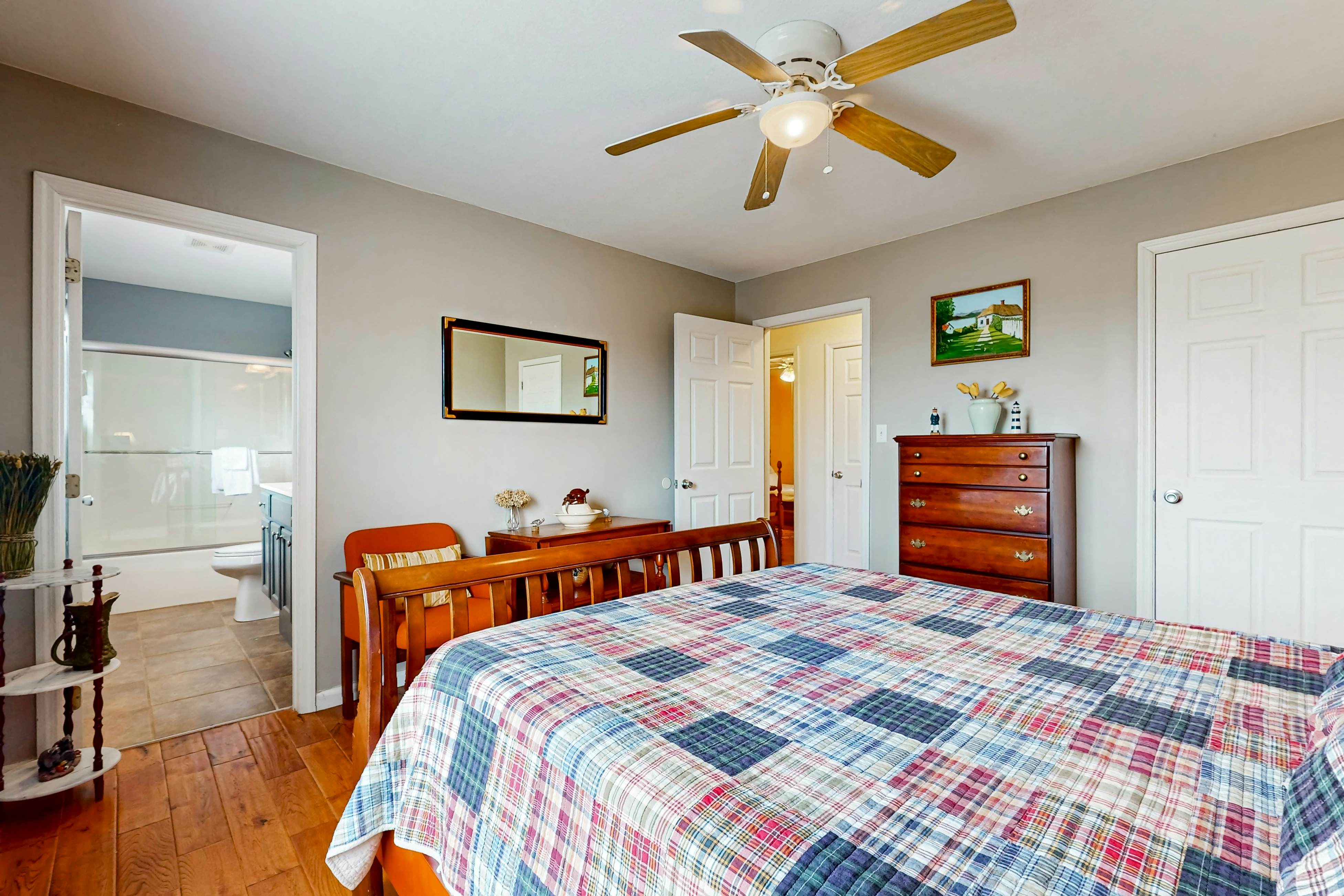 Serene Lakefront Home・Dock・Game room・Fire Pit