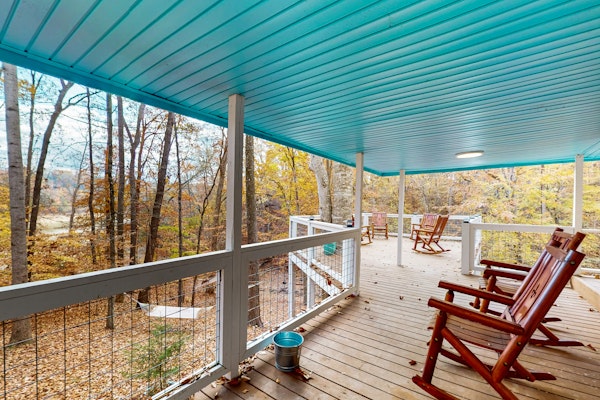 Lake Cabin, Sleeps 6・Pet Welcome・Hot Tub・Fire pit