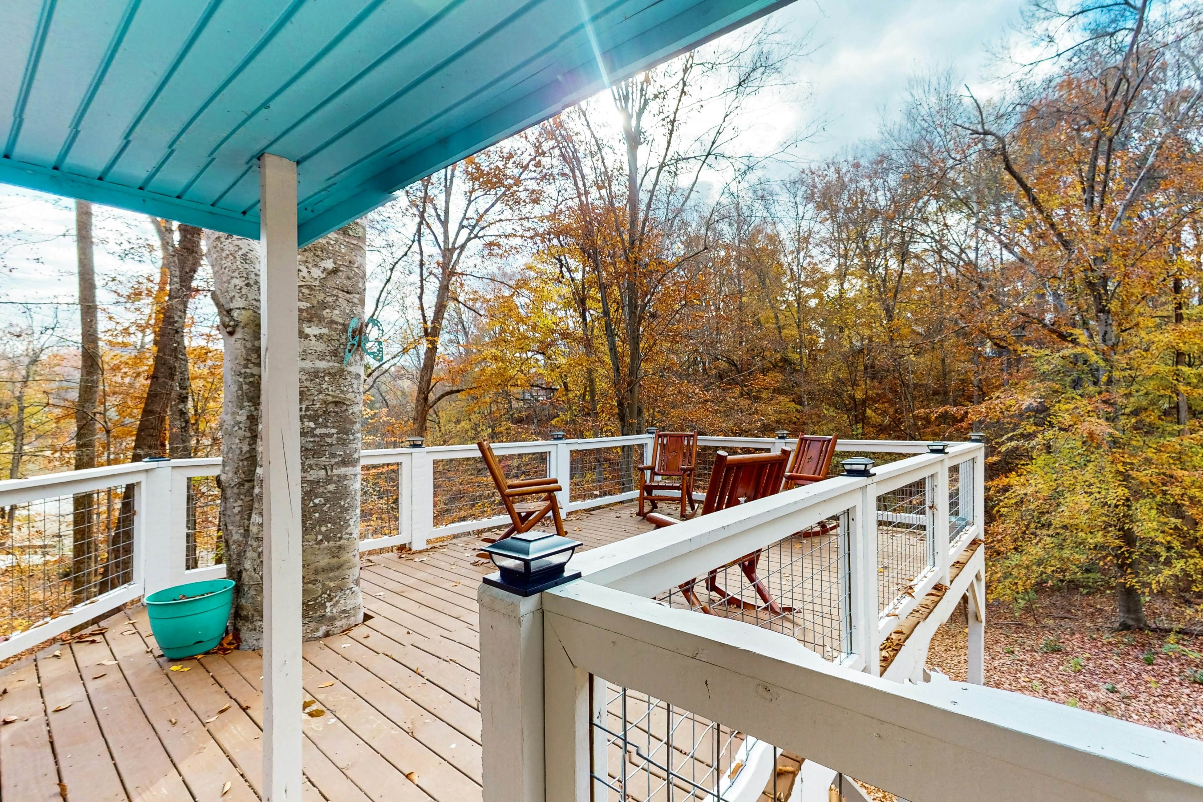 Lake Cabin, Sleeps 6・Pet Welcome・Hot Tub・Fire pit