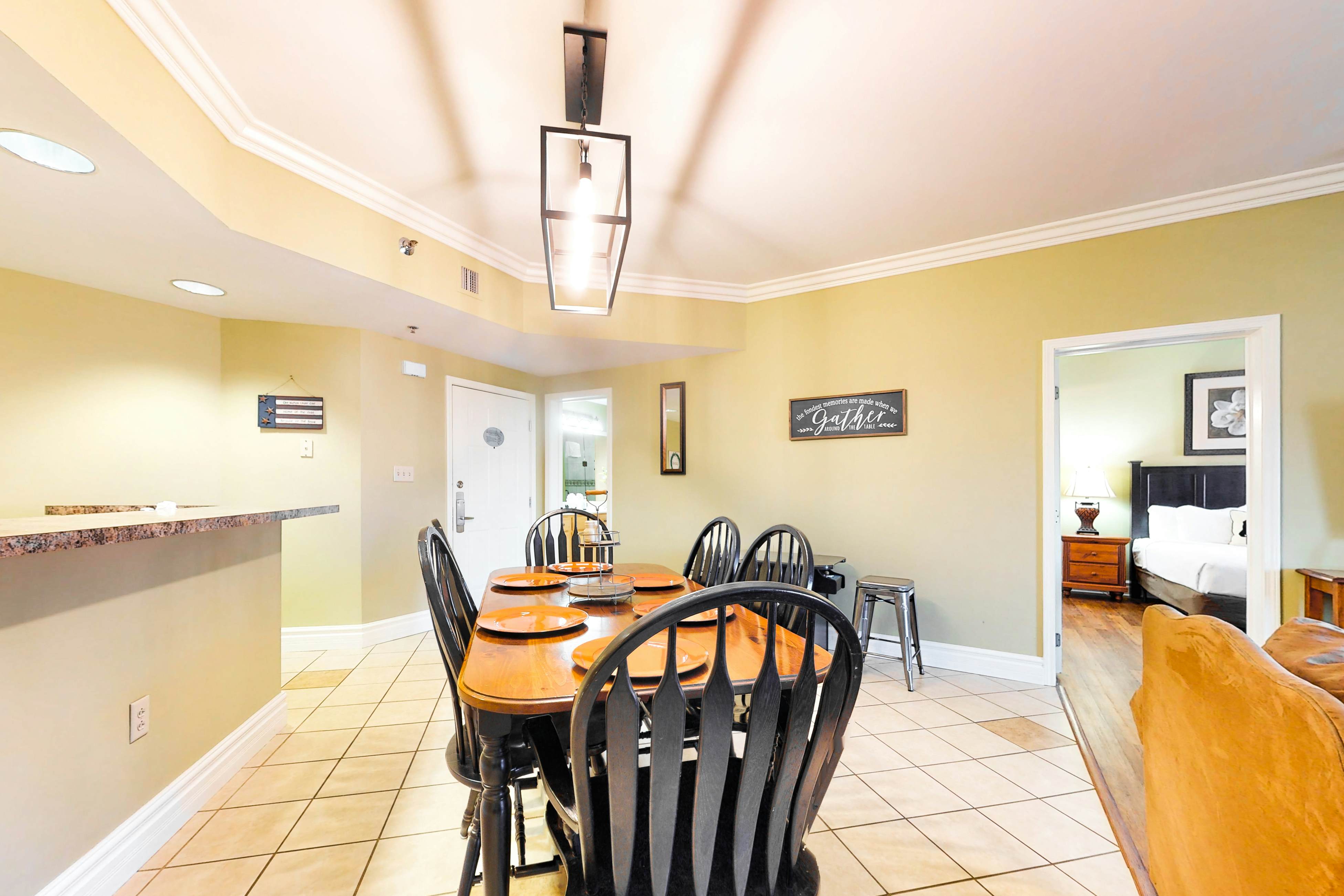 Lovely Downtown Condo, Sleeps 6・Fitness Room