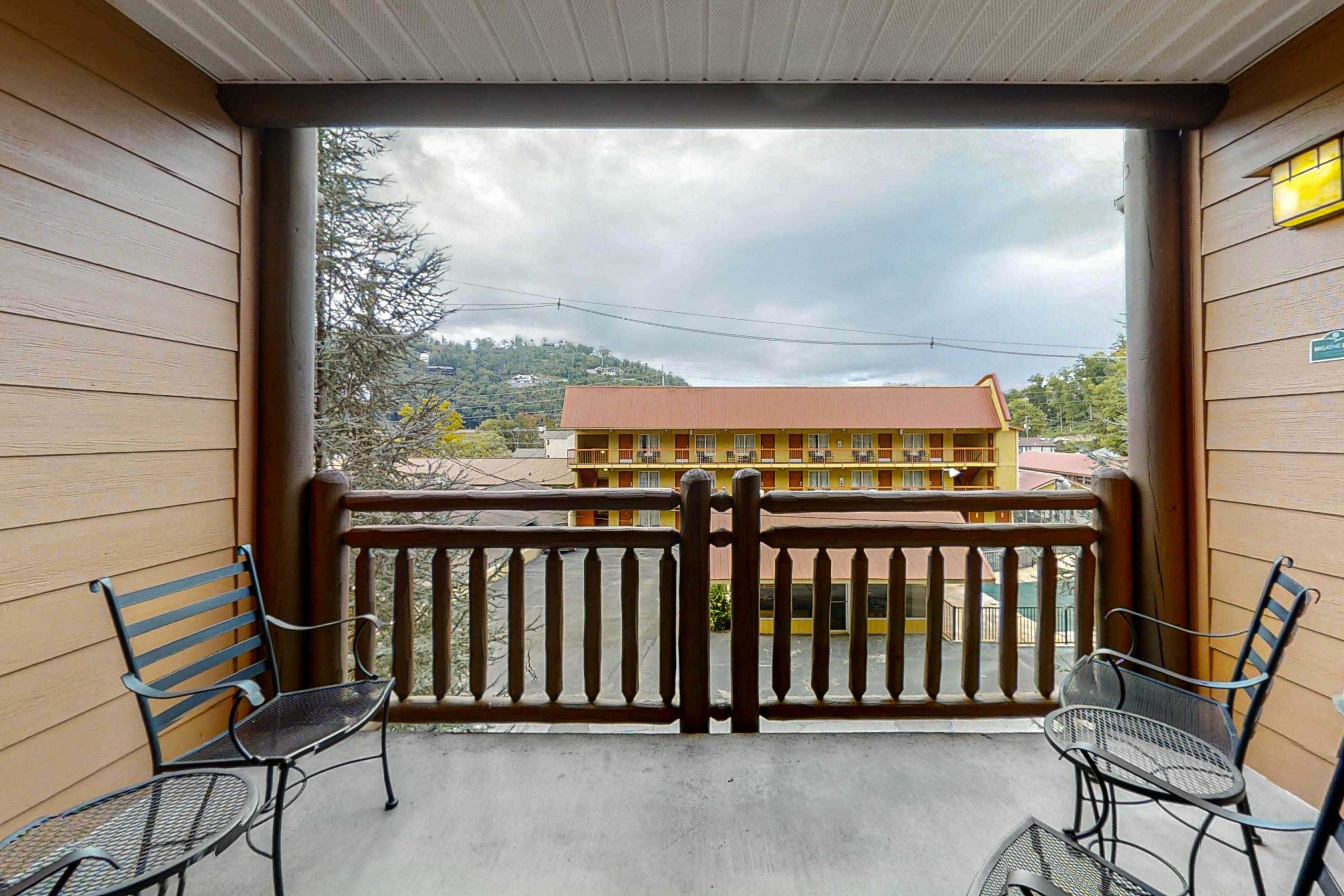 Lovely Downtown Condo, Sleeps 6・Fitness Room