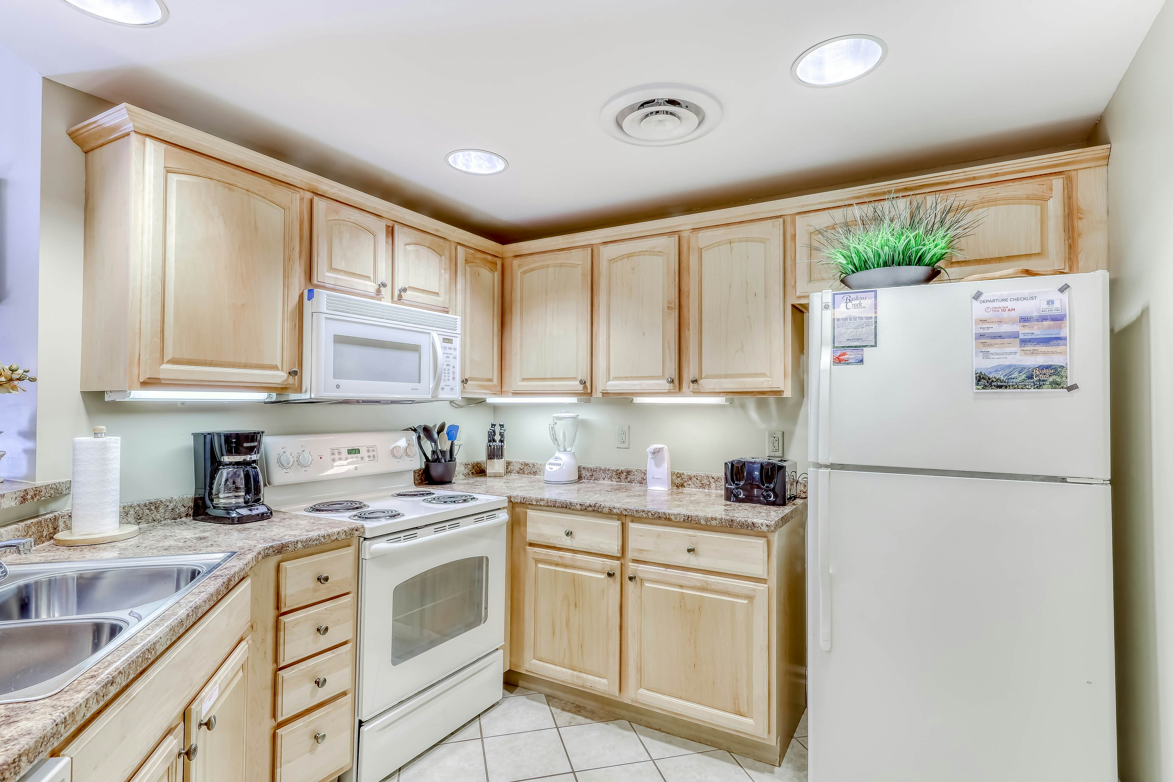 Cozy Downtown Condo, Sleeps 6・Hot Tub・Fitness Room