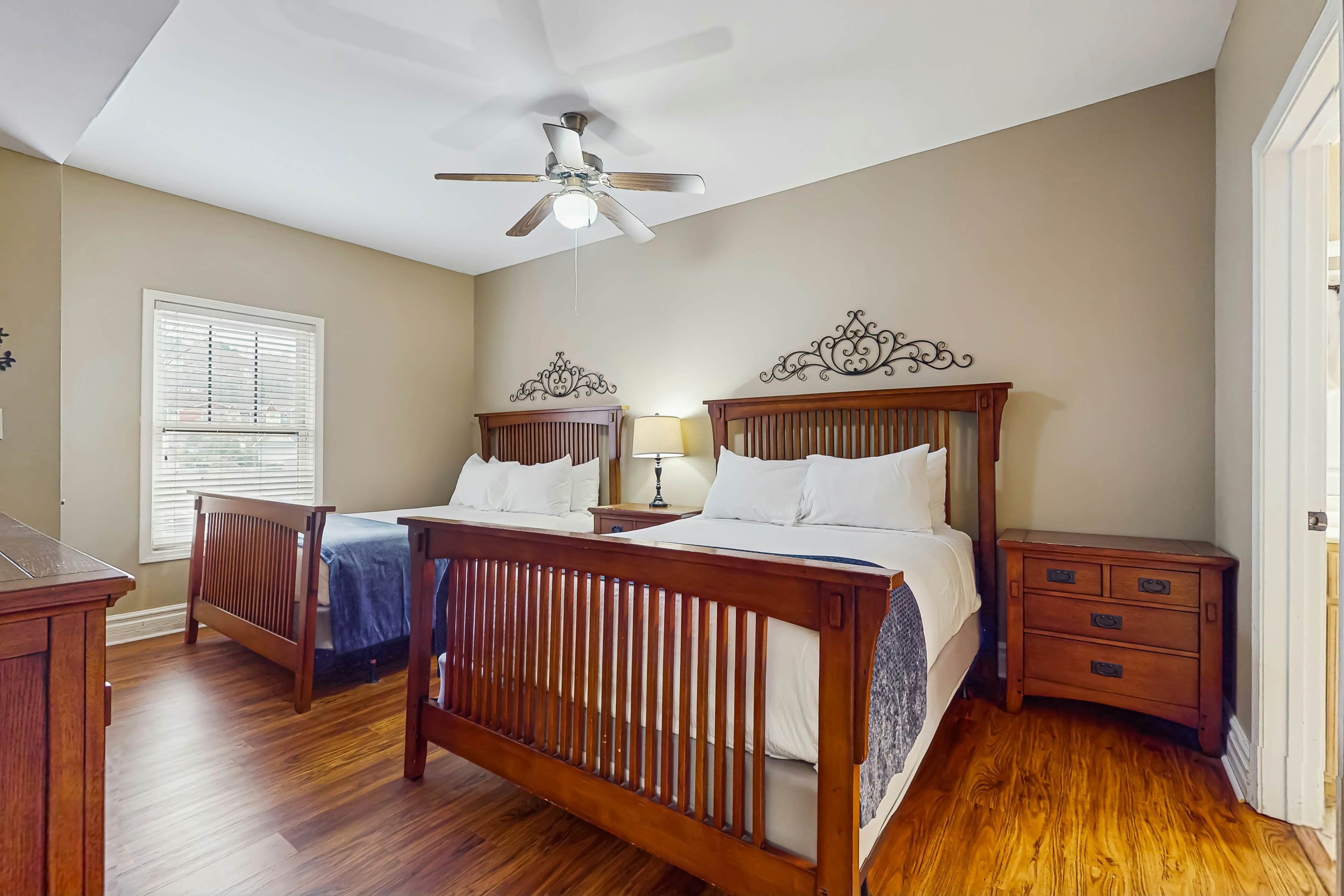 Well Decorated Luxe Condo, Sleeps 8・Near Downtown