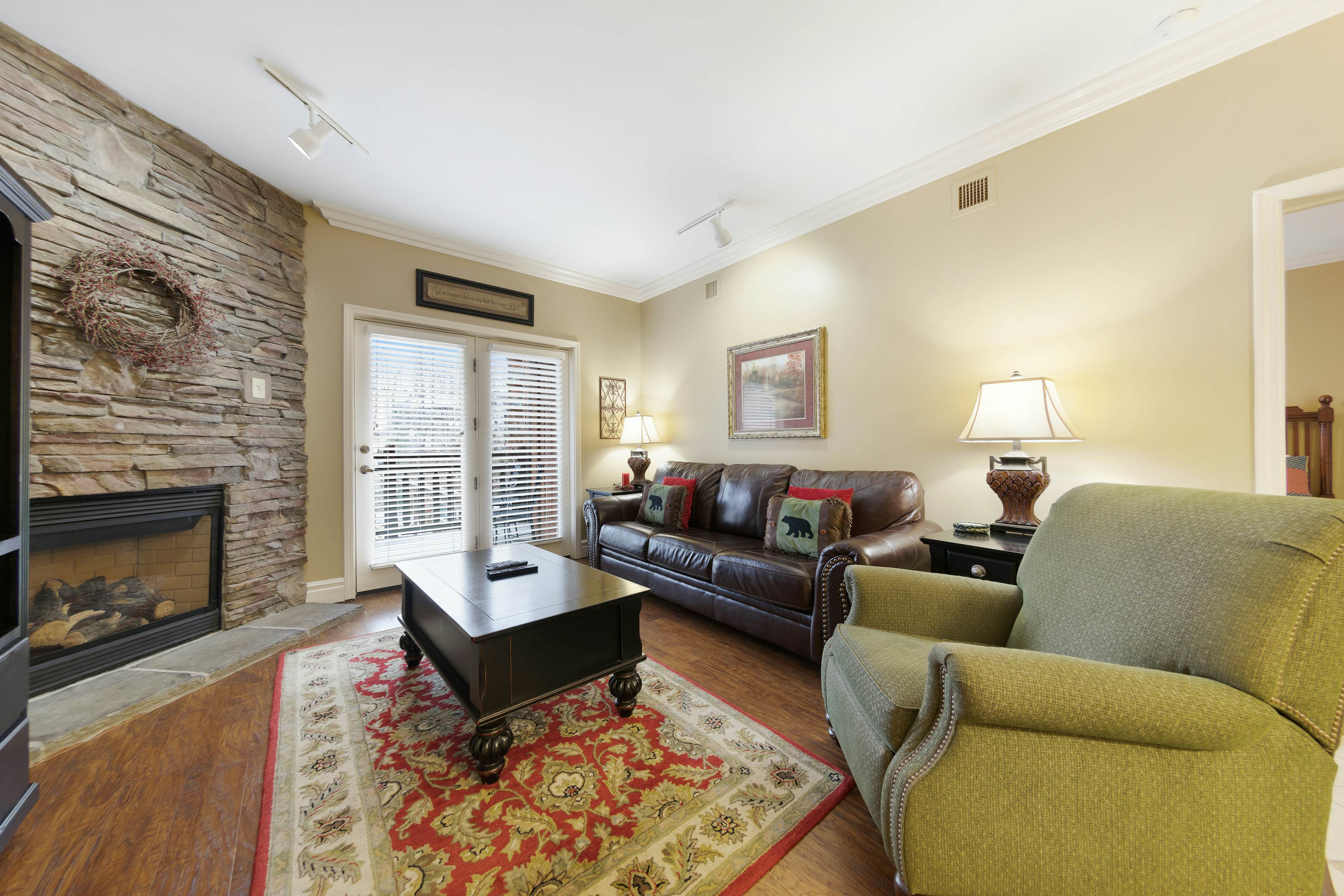 Inviting Well Decorated Condo, Sleeps 8・Balcony