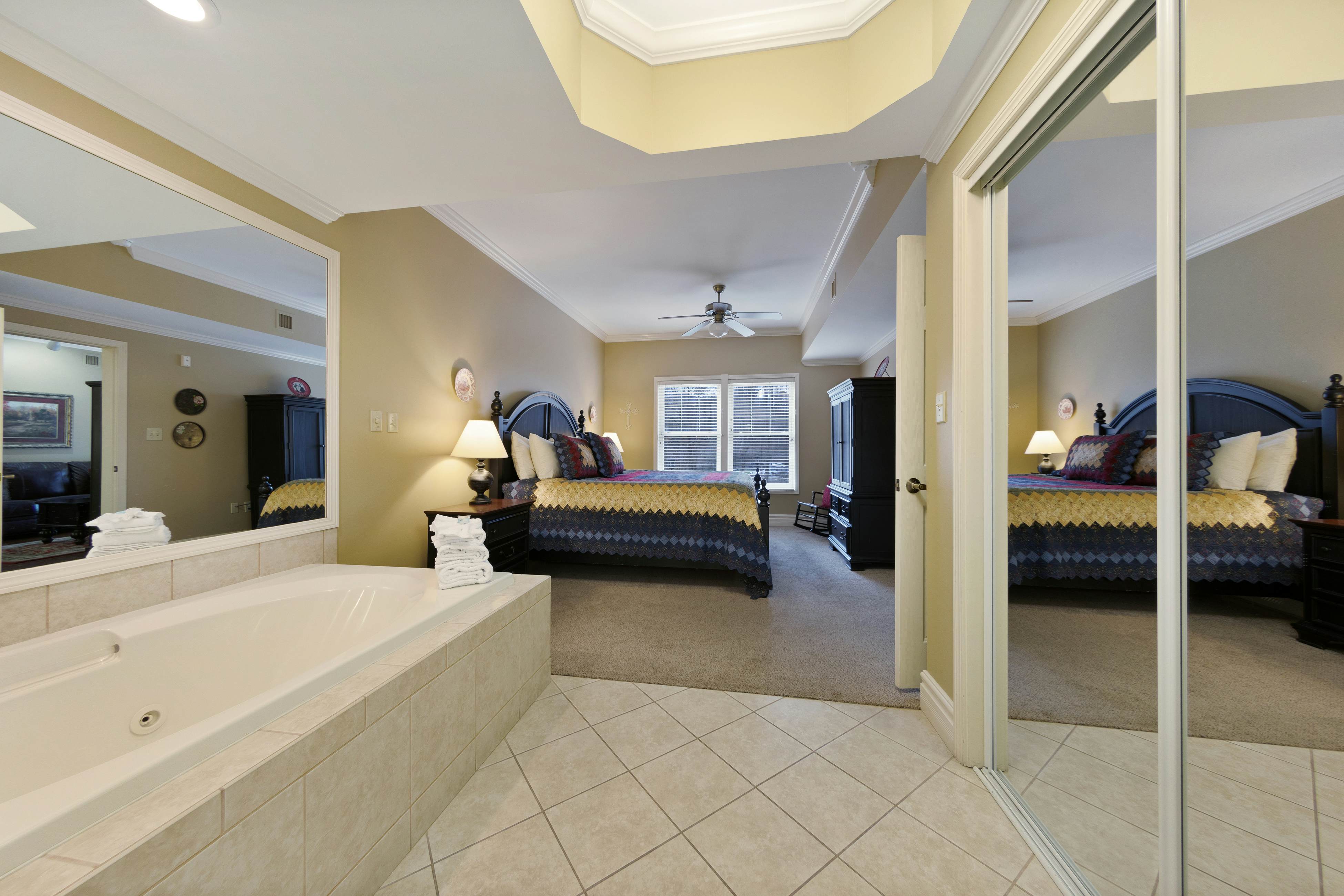 Inviting Well Decorated Condo, Sleeps 8・Balcony