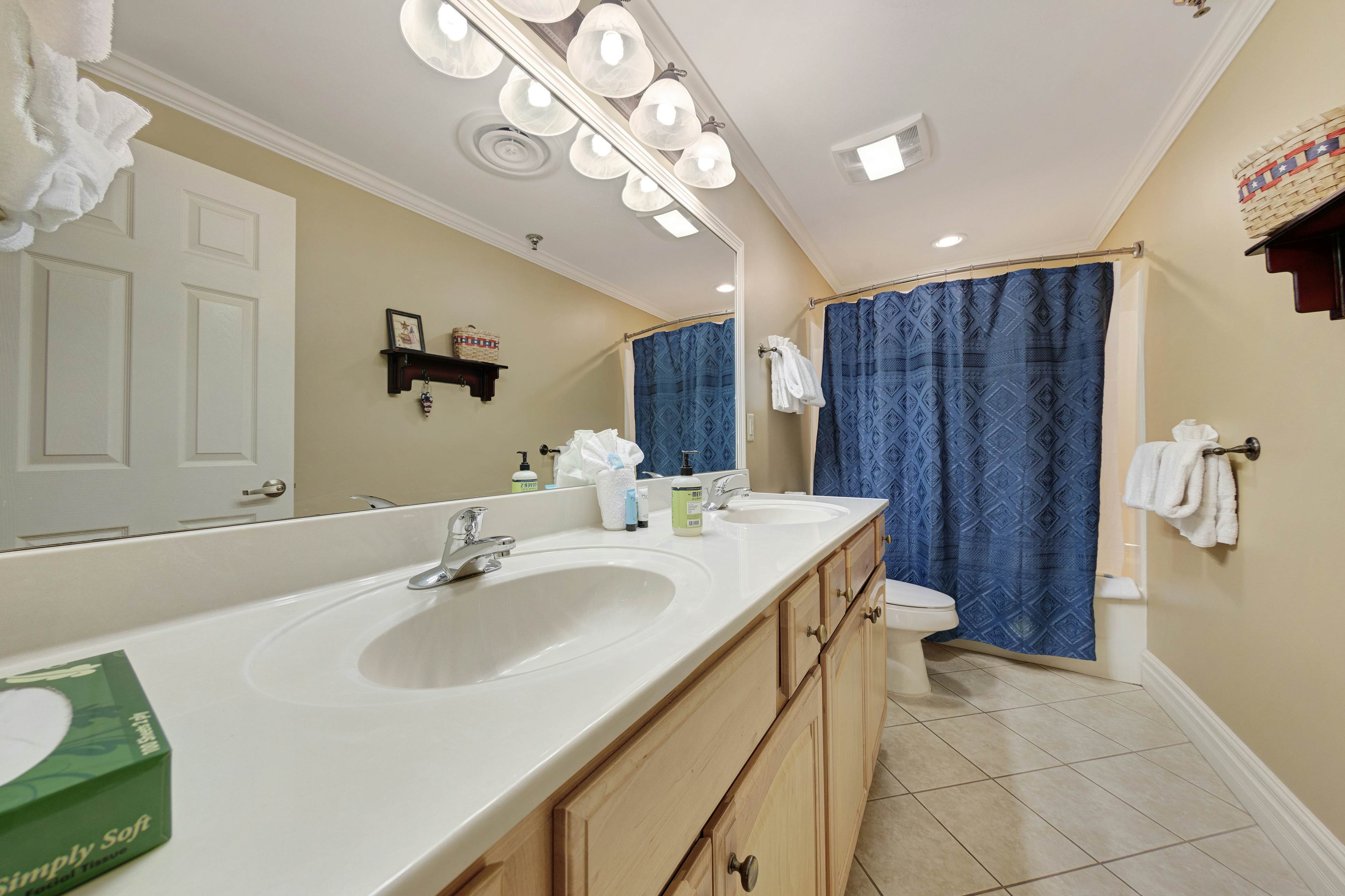 Inviting Well Decorated Condo, Sleeps 8・Balcony