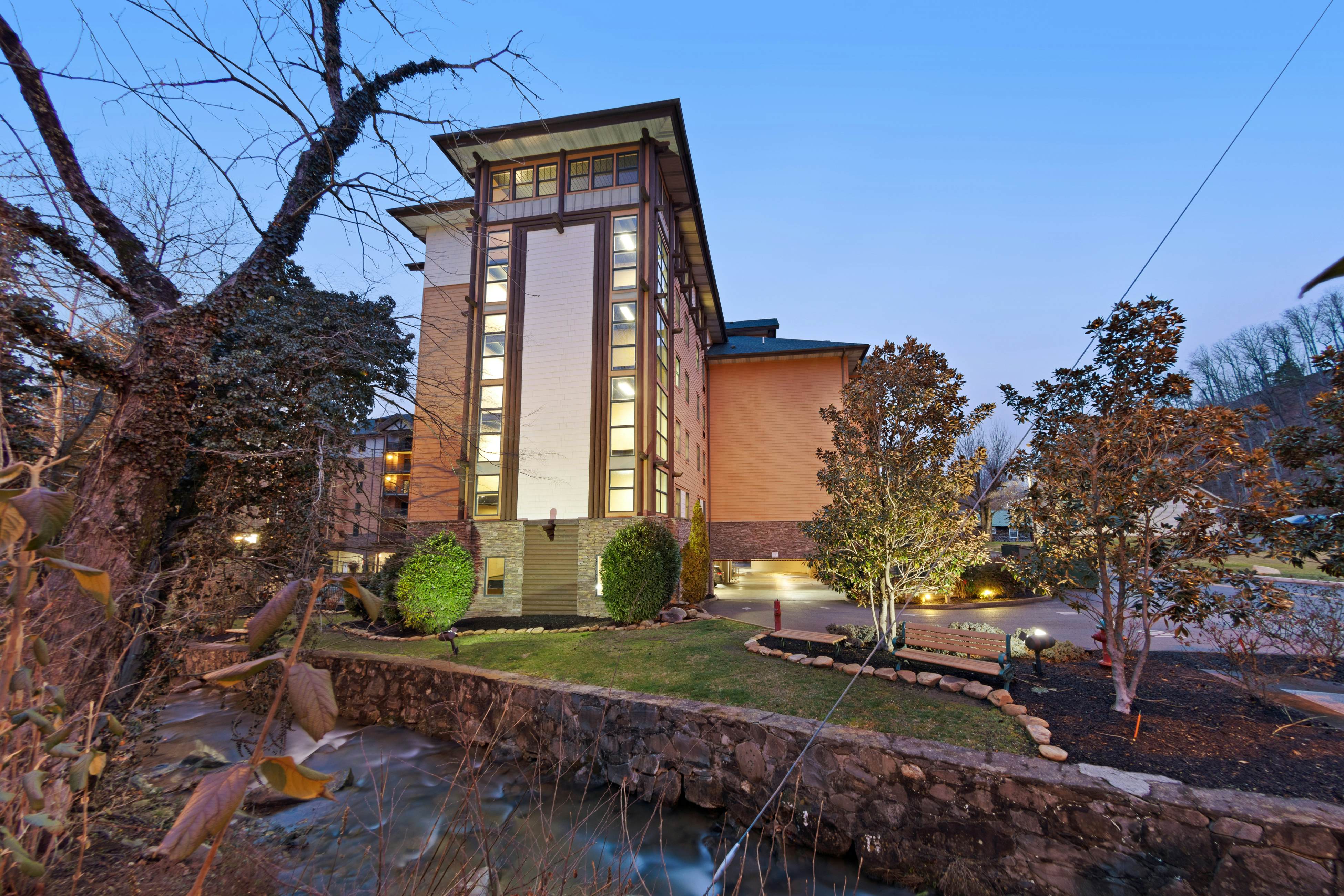 Inviting Well Decorated Condo, Sleeps 8・Balcony