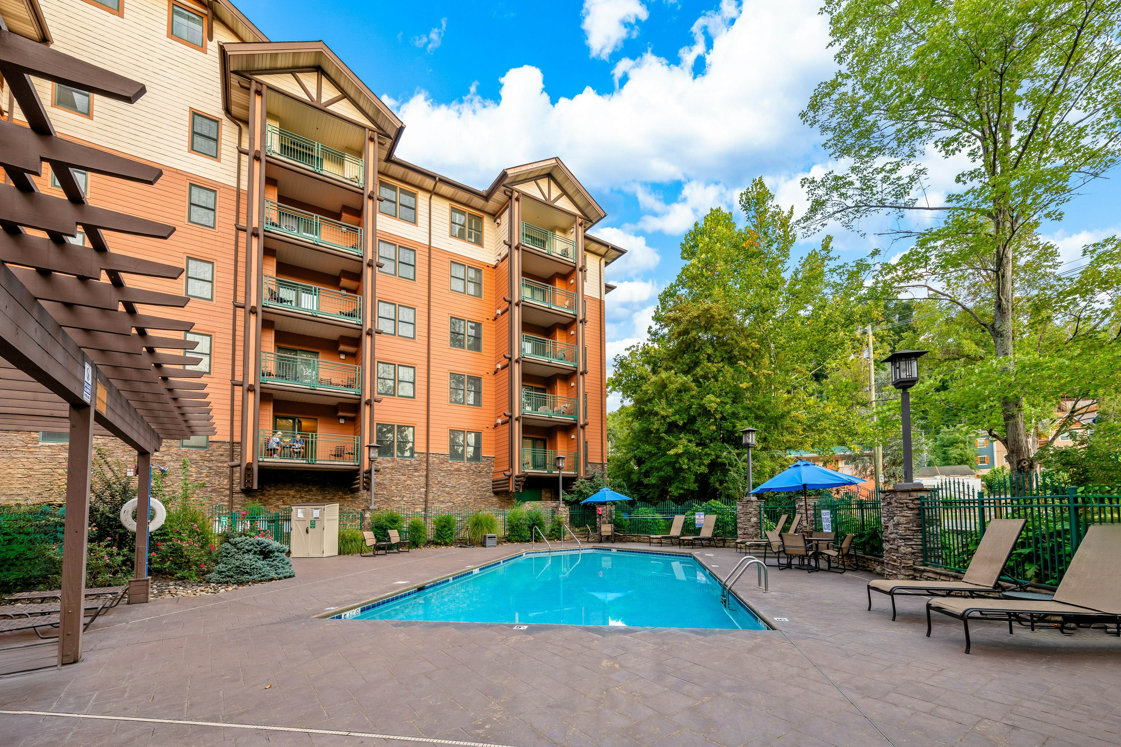 Inviting Well Decorated Condo, Sleeps 8・Balcony