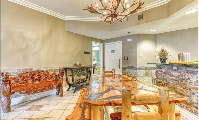 Mountain Style Condo, Sleep 6, Fireplace, Jetted Tub