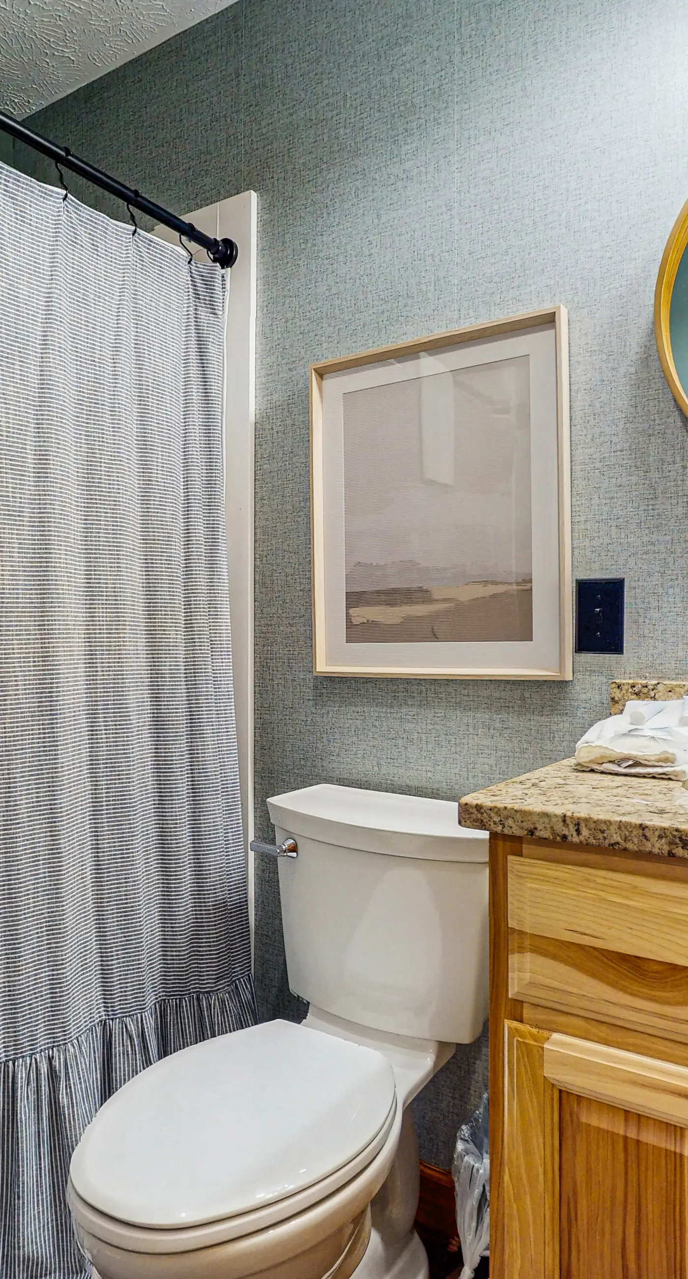 Serene Home, Sleeps 14, Dock, Waterslide, Near Marina