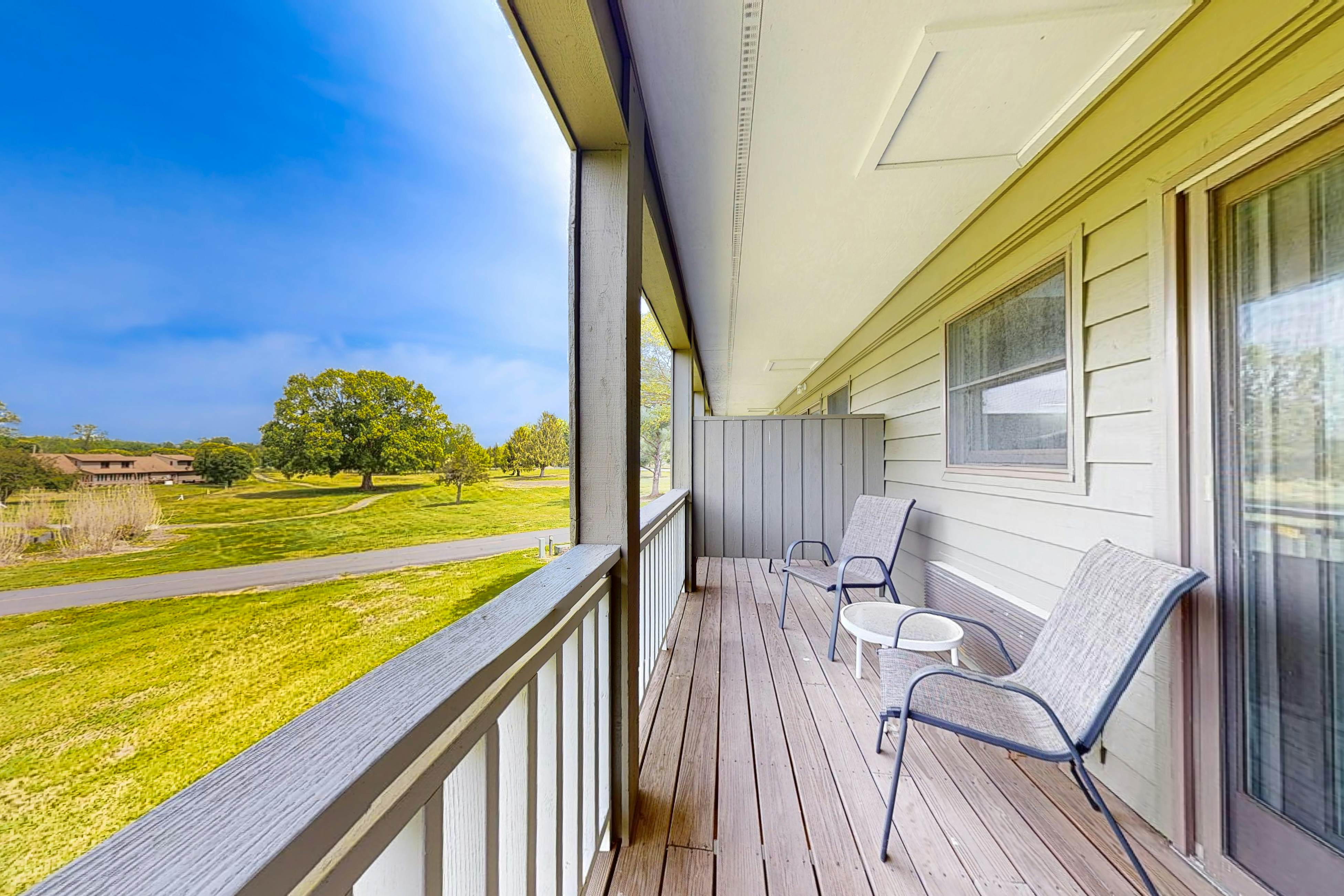 Inviting Studio, Sleeps 4 W Golf View・Gym・Games