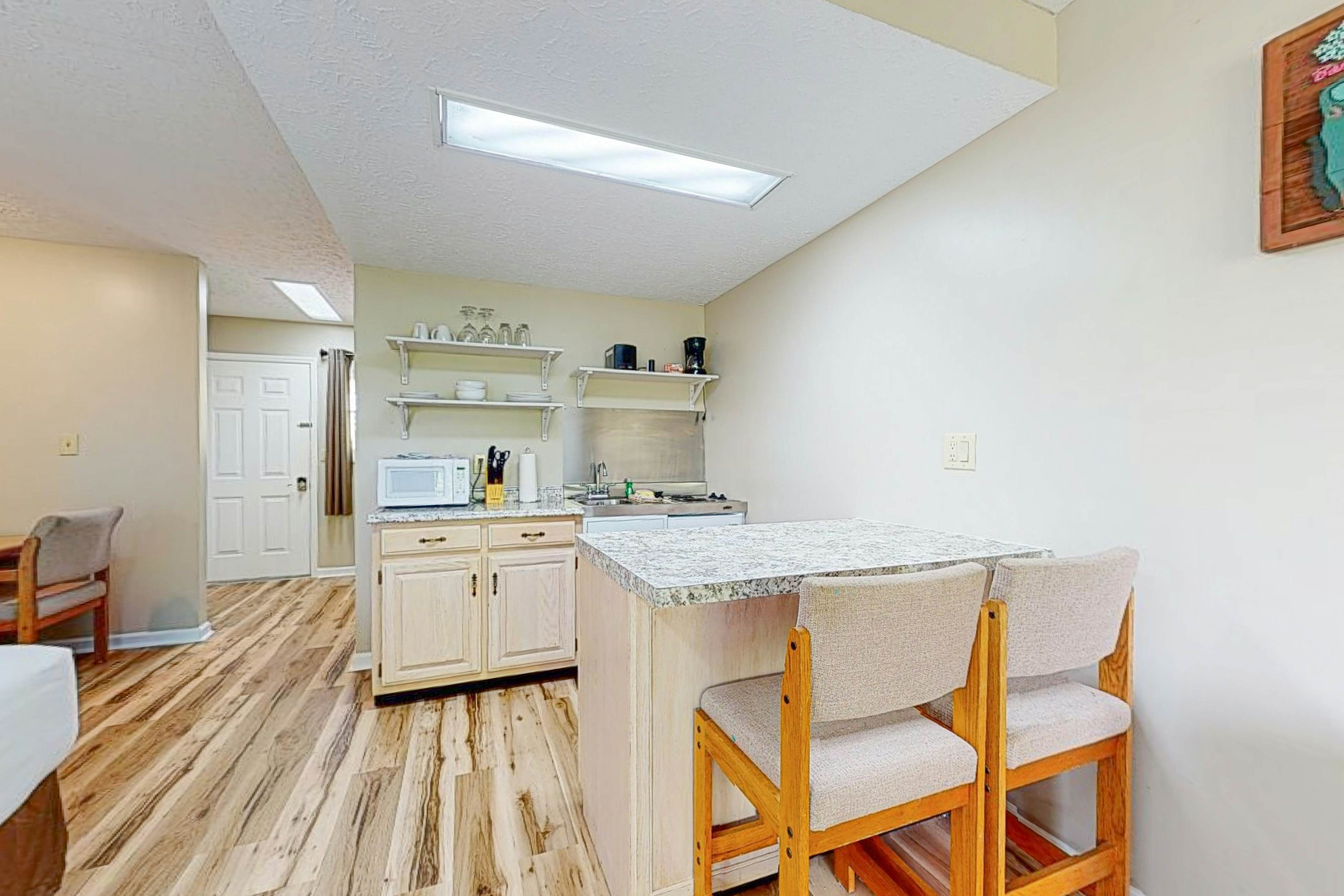 Inviting Studio, Sleeps 4 W Golf View・Gym・Games