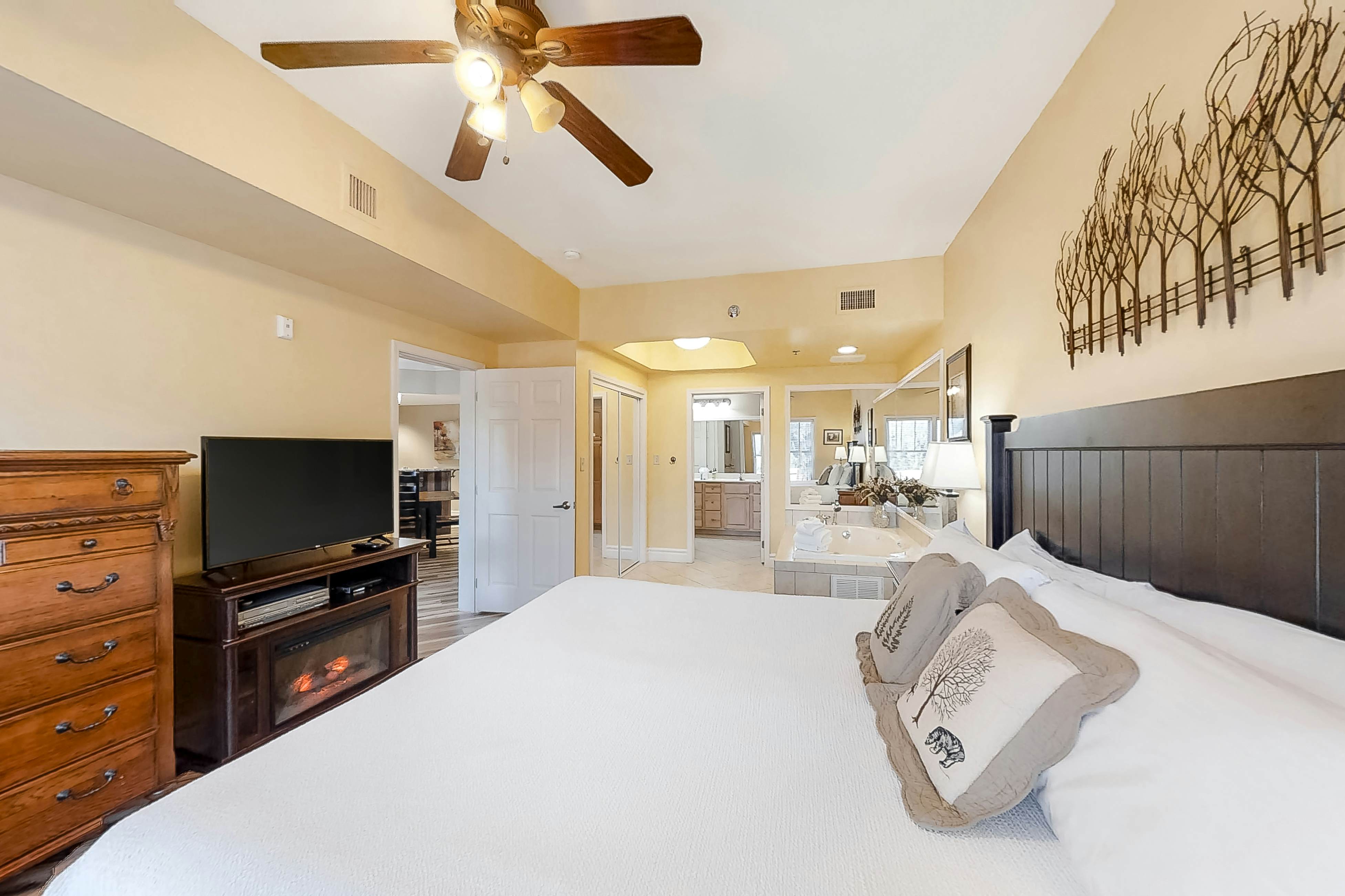 Welcoming Downtown Condo, Sleeps 6・Jetted tub・Gym