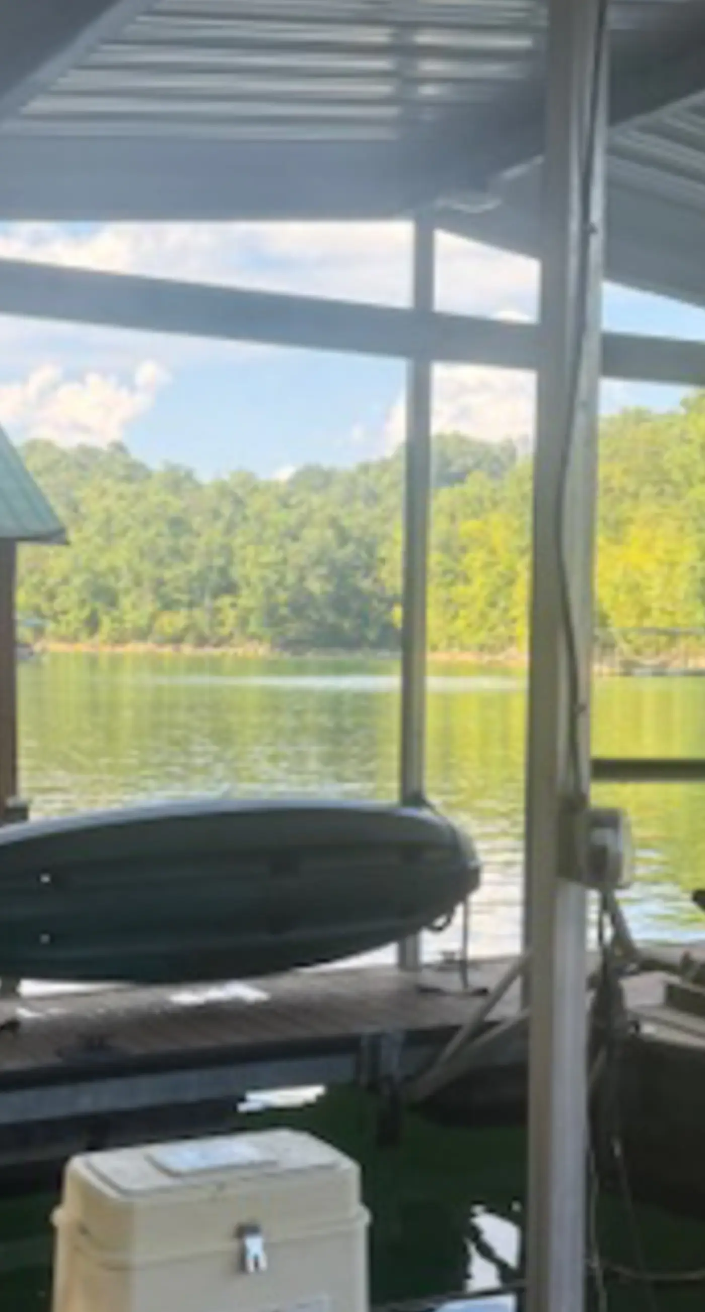 New Lake Home, Sleeps 14 , Private Dock, Deck, Grill