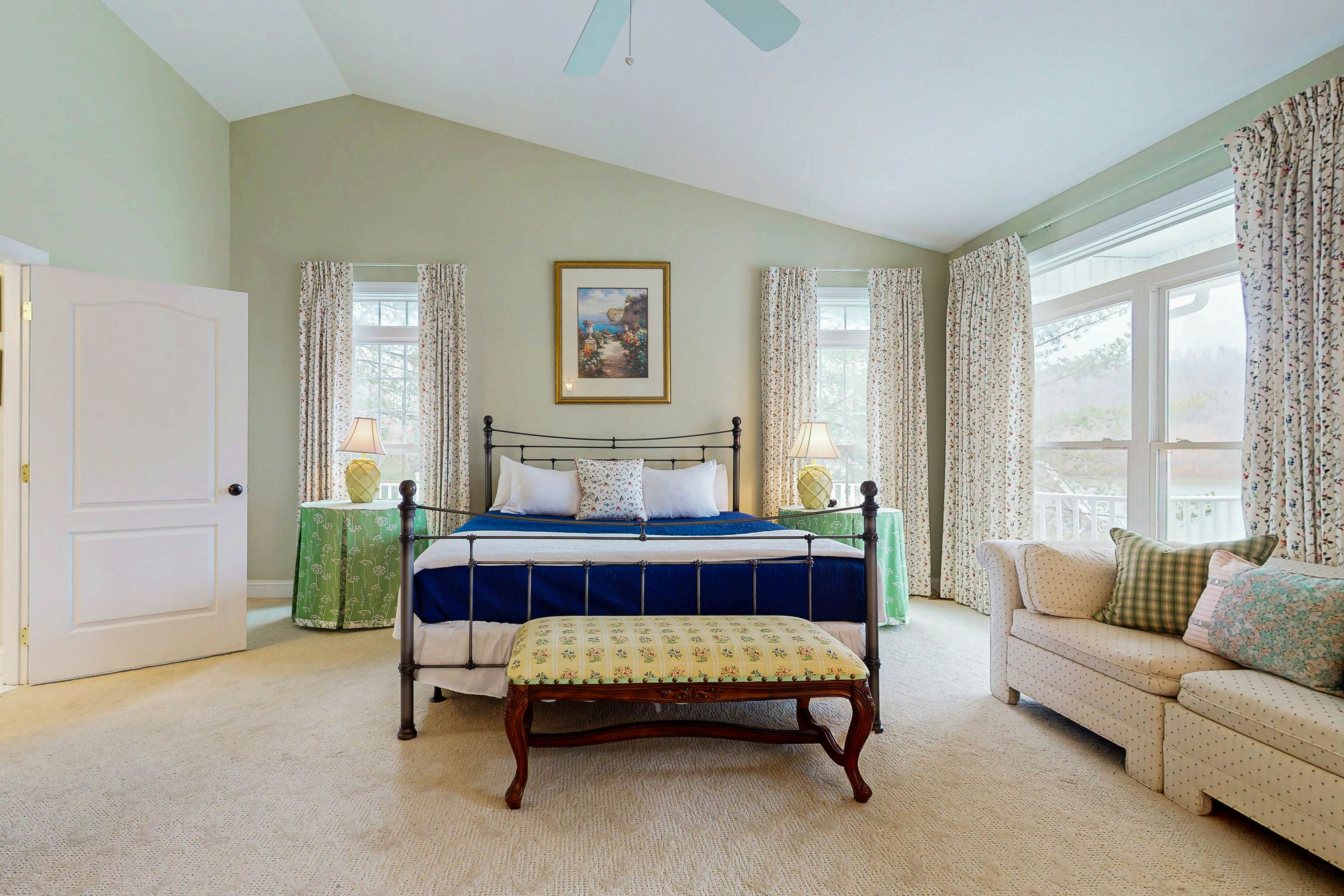 Lake Norris Luxe Home, Sleep 31・Dock W Slide・Games