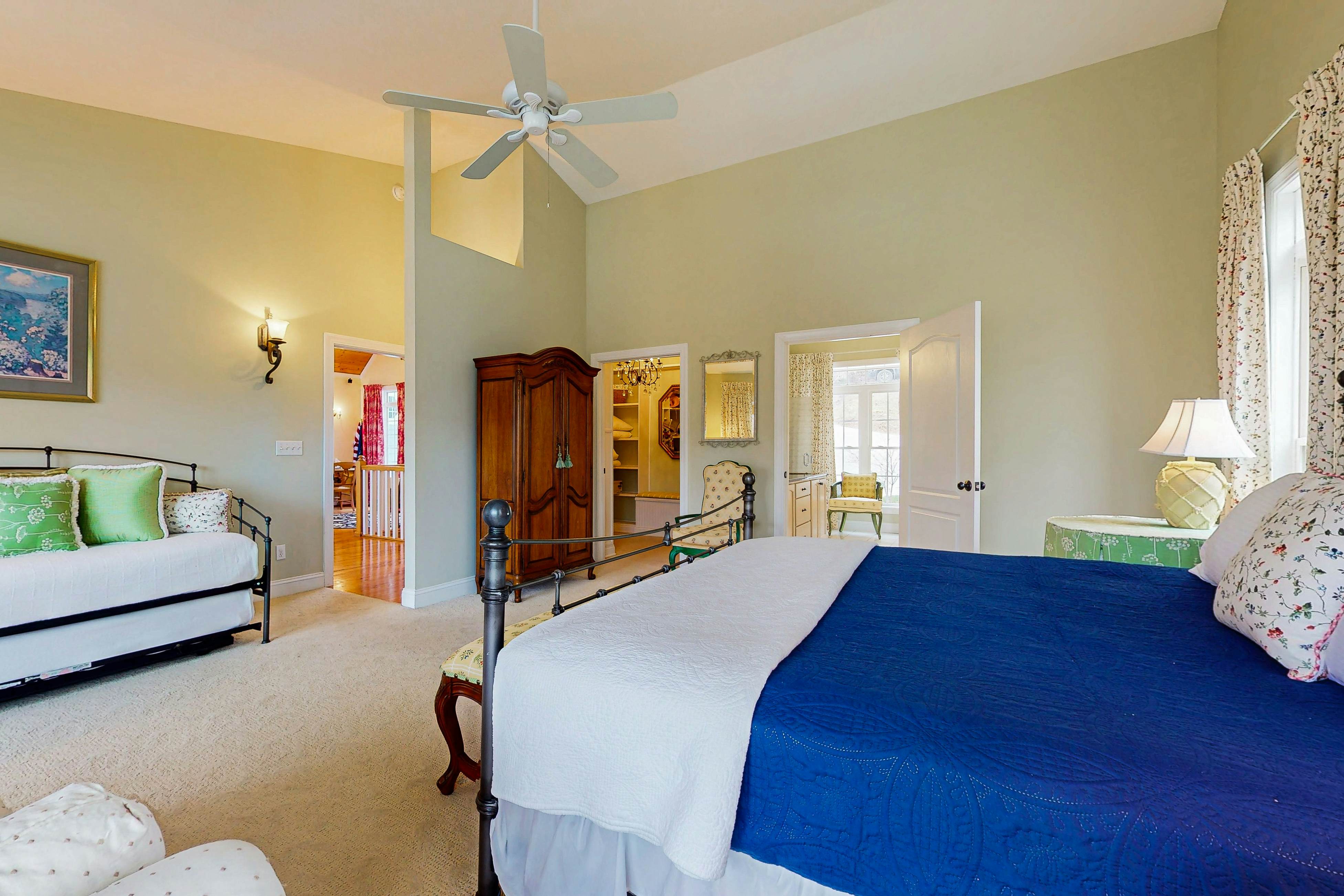 Lake Norris Luxe Home, Sleep 31・Dock W Slide・Games