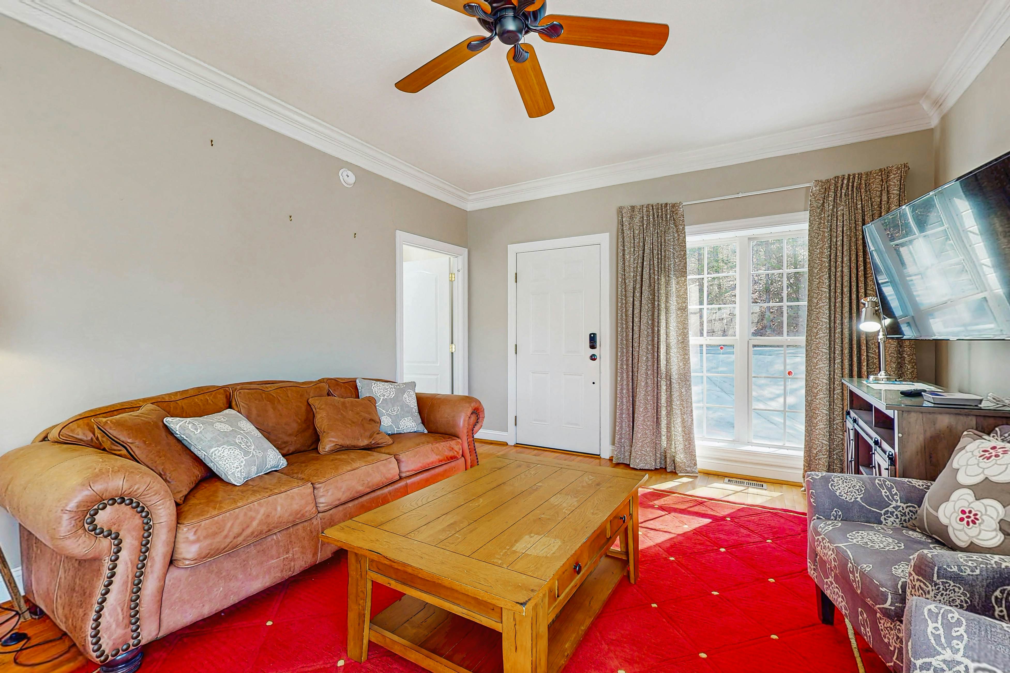 Lake Norris Luxe Home, Sleep 31・Dock W Slide・Games