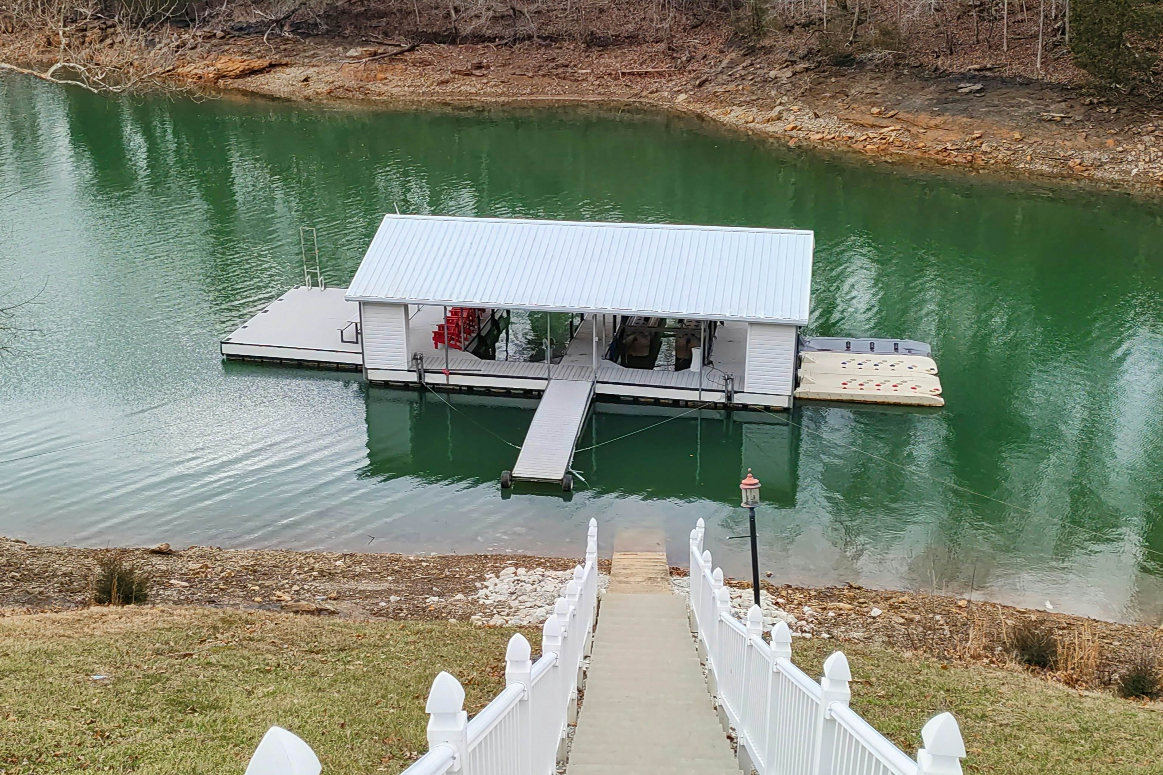Lake Norris Luxe Home, Sleep 31・Dock W Slide・Games