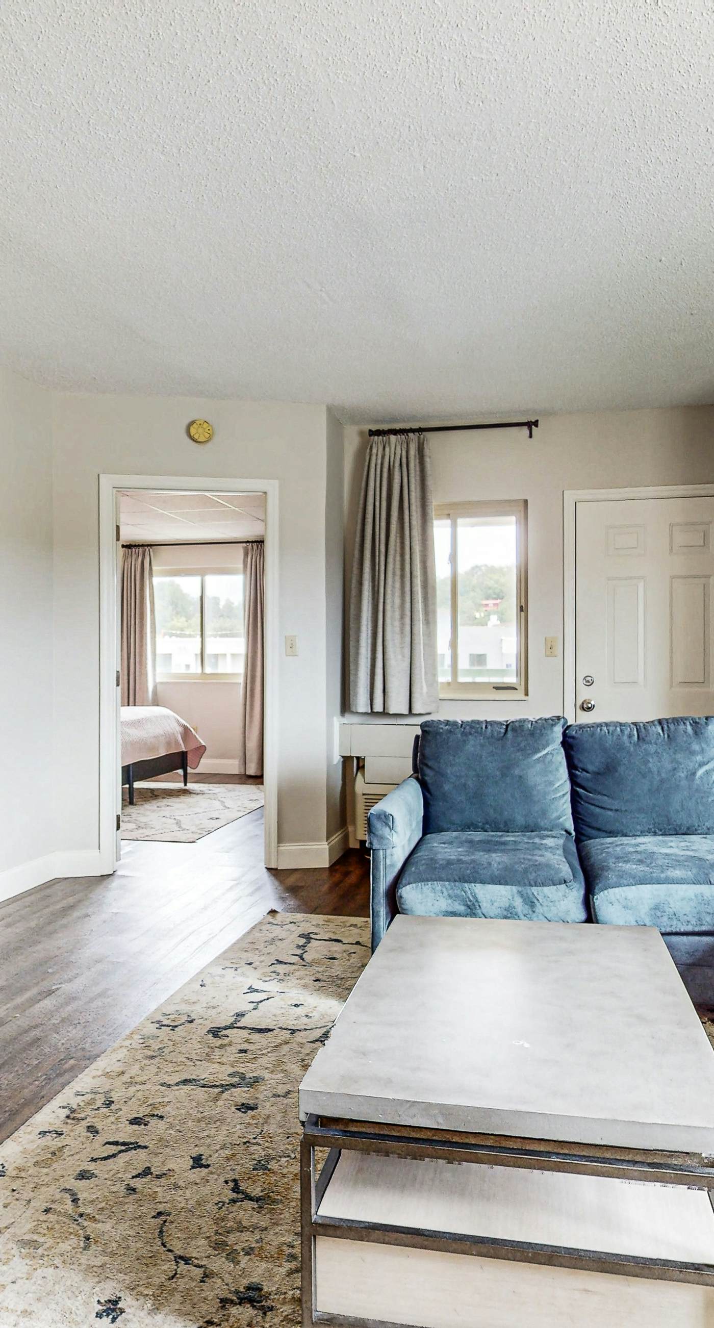 2 All-Suite Condos, Sleeps & River View Balconies