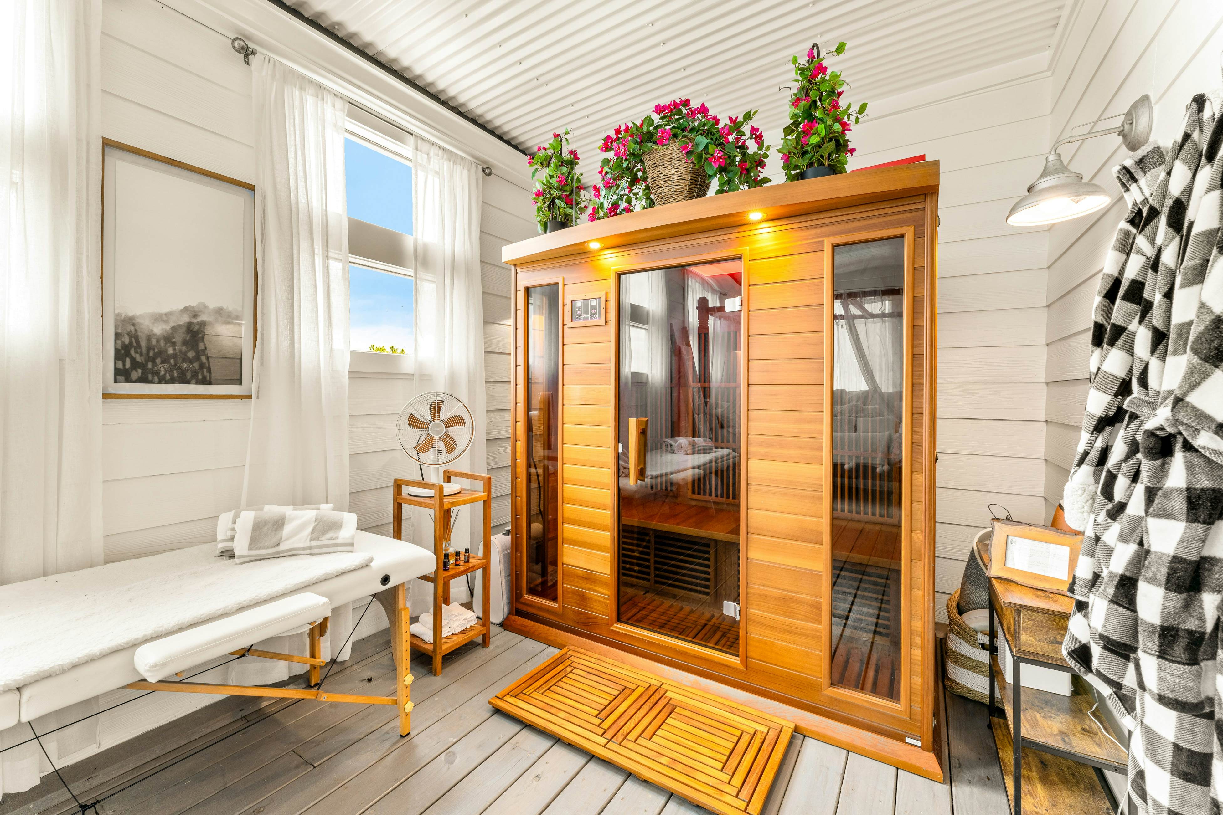 Near Dollywood, Sleeps 9・W Free Attraction Tickets