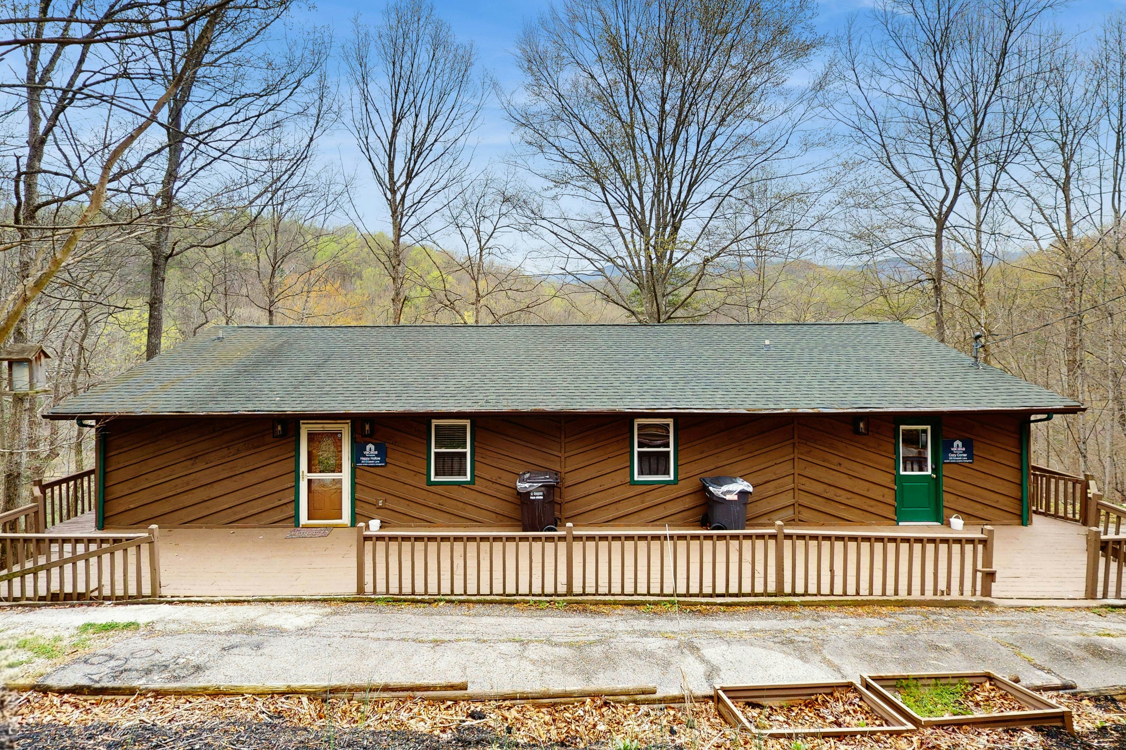 Serene Lake Home | Deck・Grill・Games・Dog-friendly